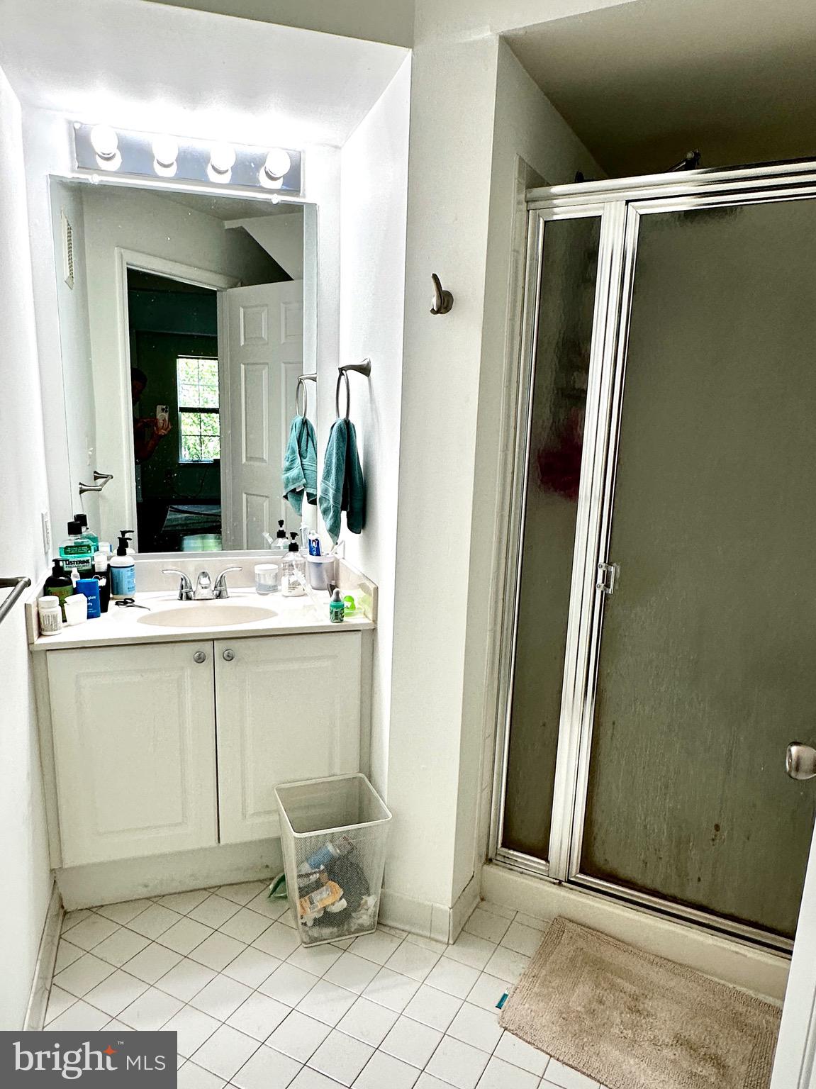 FOUNDERS WALK - Residential Lease