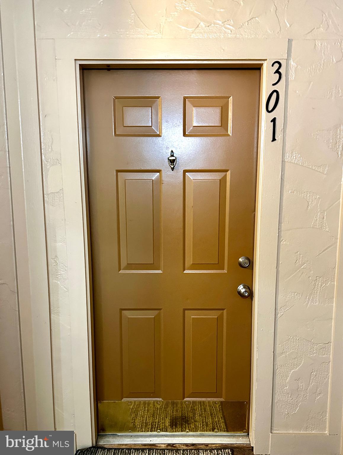 FOUNDERS WALK - Residential Lease