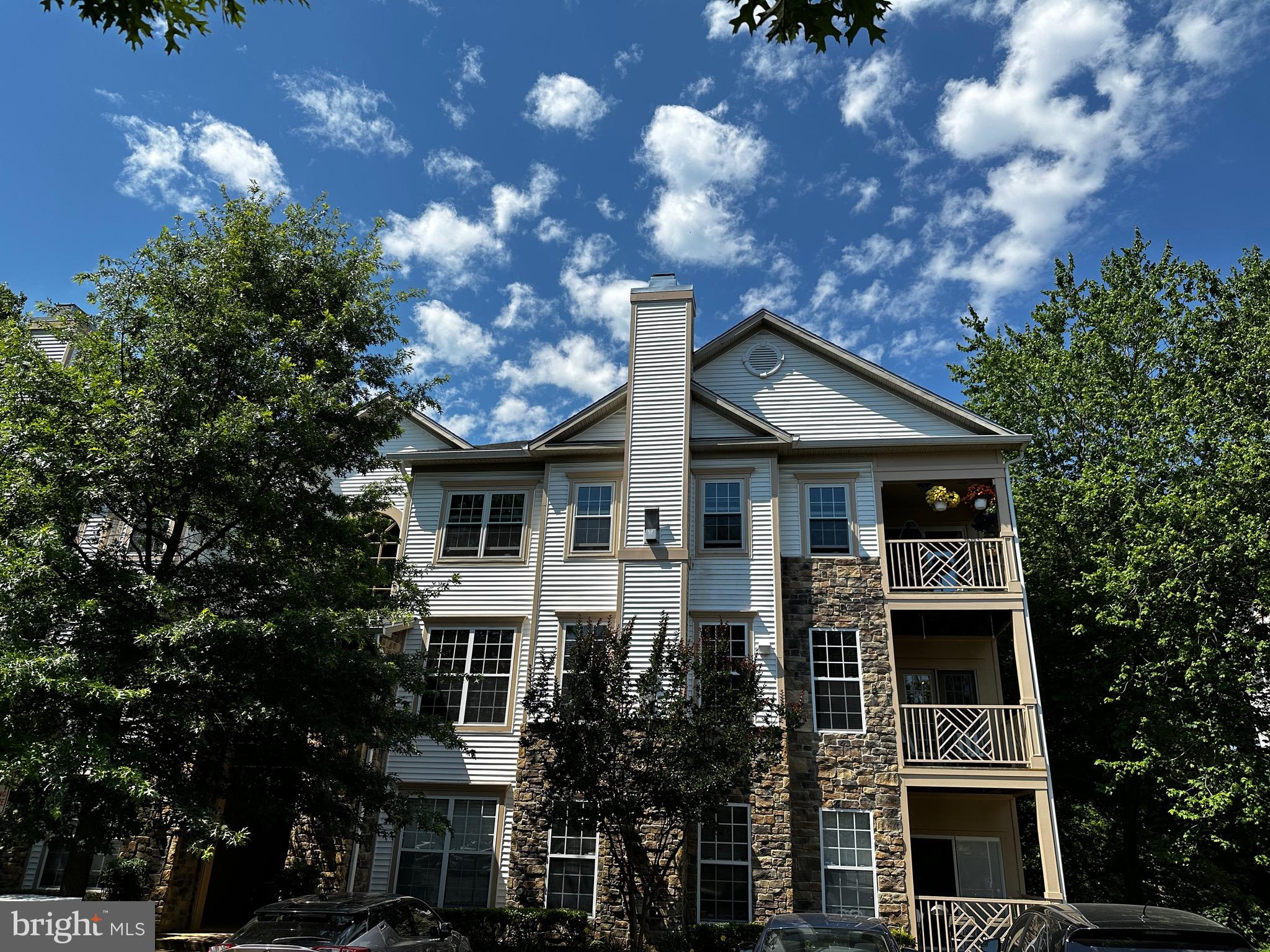 FOUNDERS WALK - Residential Lease