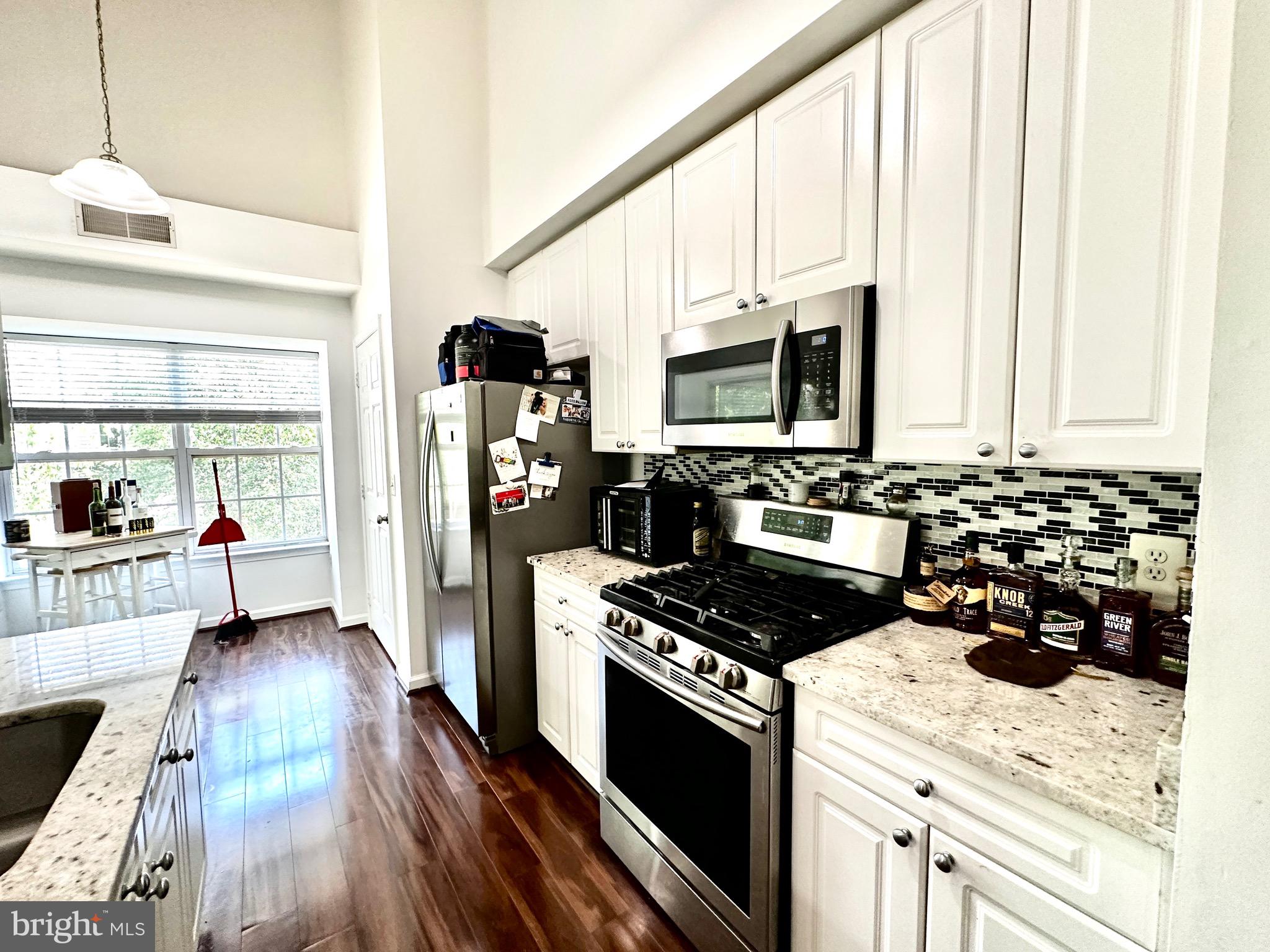 FOUNDERS WALK - Residential Lease