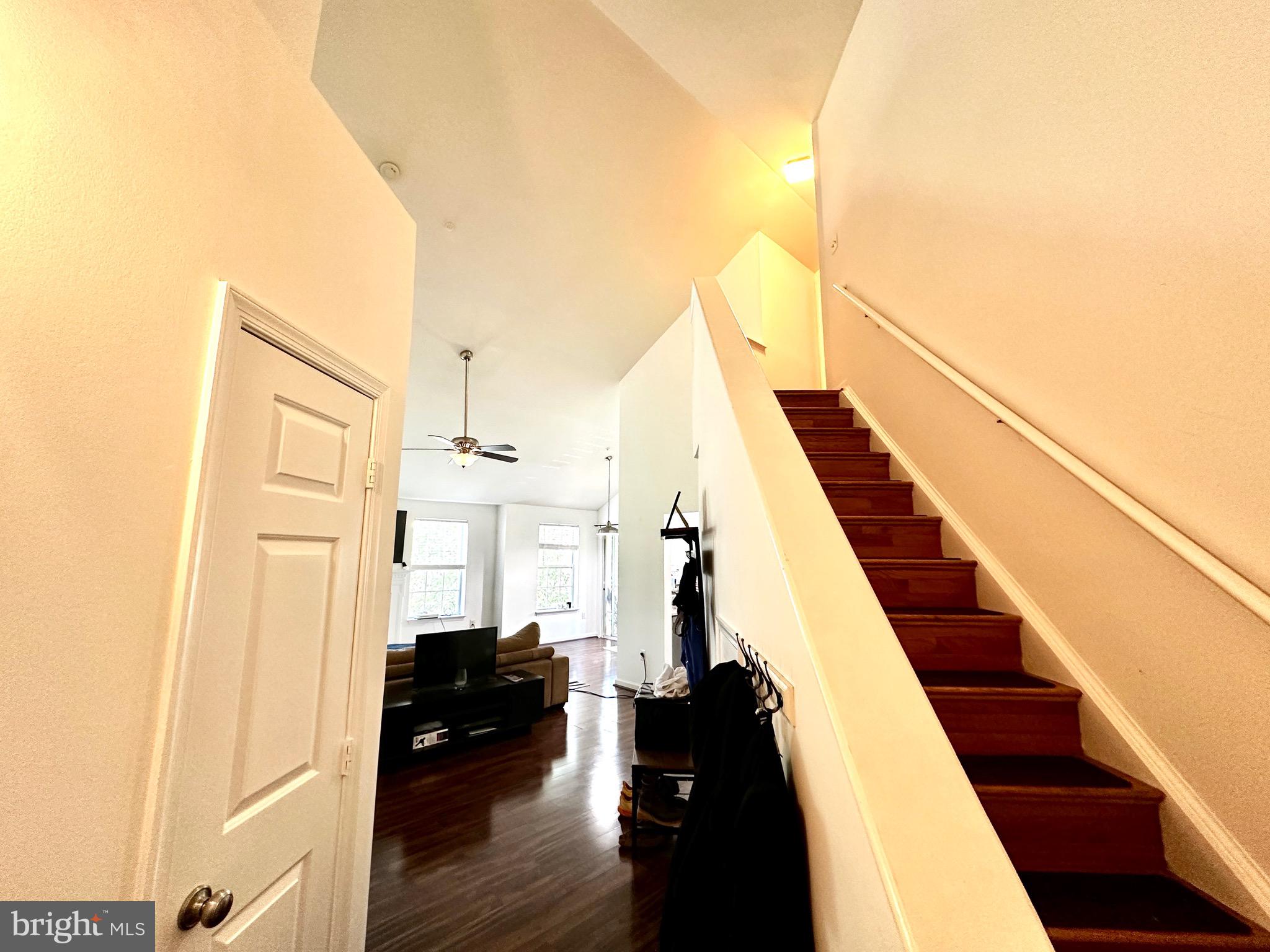 FOUNDERS WALK - Residential Lease