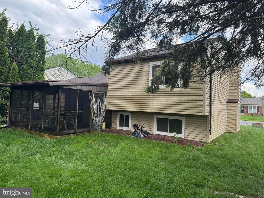 Photo of 2804 Pebblebrook Drive, LANCASTER, PA 17601 (MLS # PALA2070762)