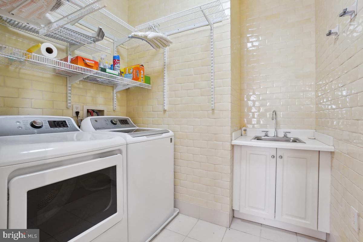 EDGEMOOR - Residential