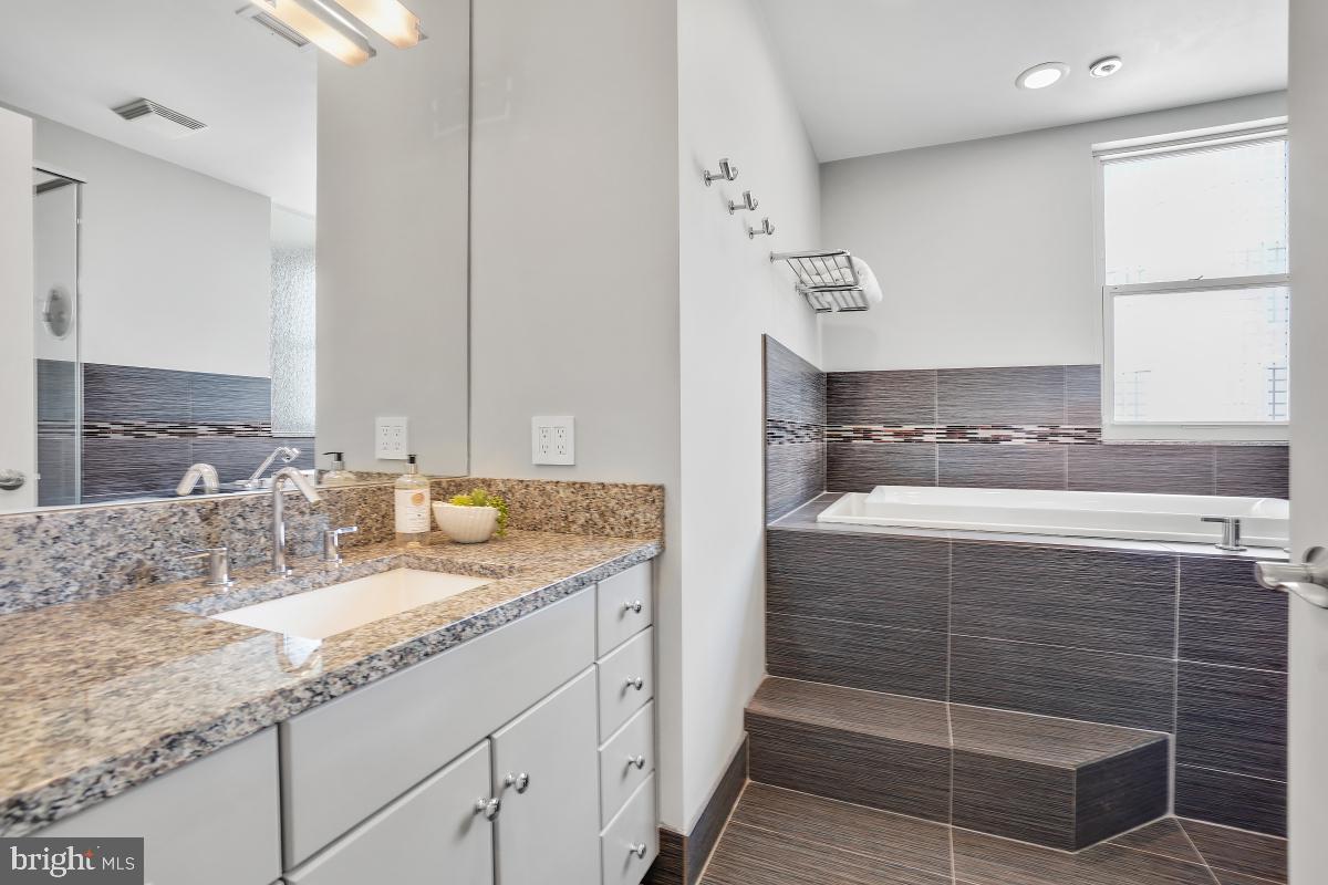 EDGEMOOR - Residential