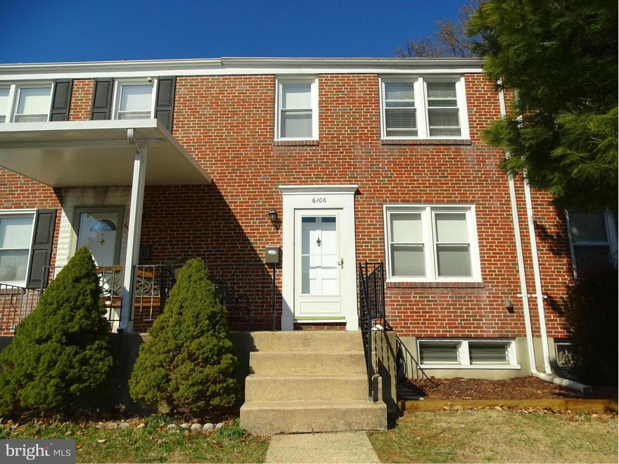 Spacious townhome includes beautifully refinished hardwood floors, maple kitchen cabinets with ceramic backsplash &  freshly painted throughout. Lower level family room includes new wall to wall carpet and built ins. Newly renovated bath includes new vanity, ceramic tub surround & brush nickel fixtures. Custom window treatments, double pane windows, recessed lights, crown & chair rail molding.
