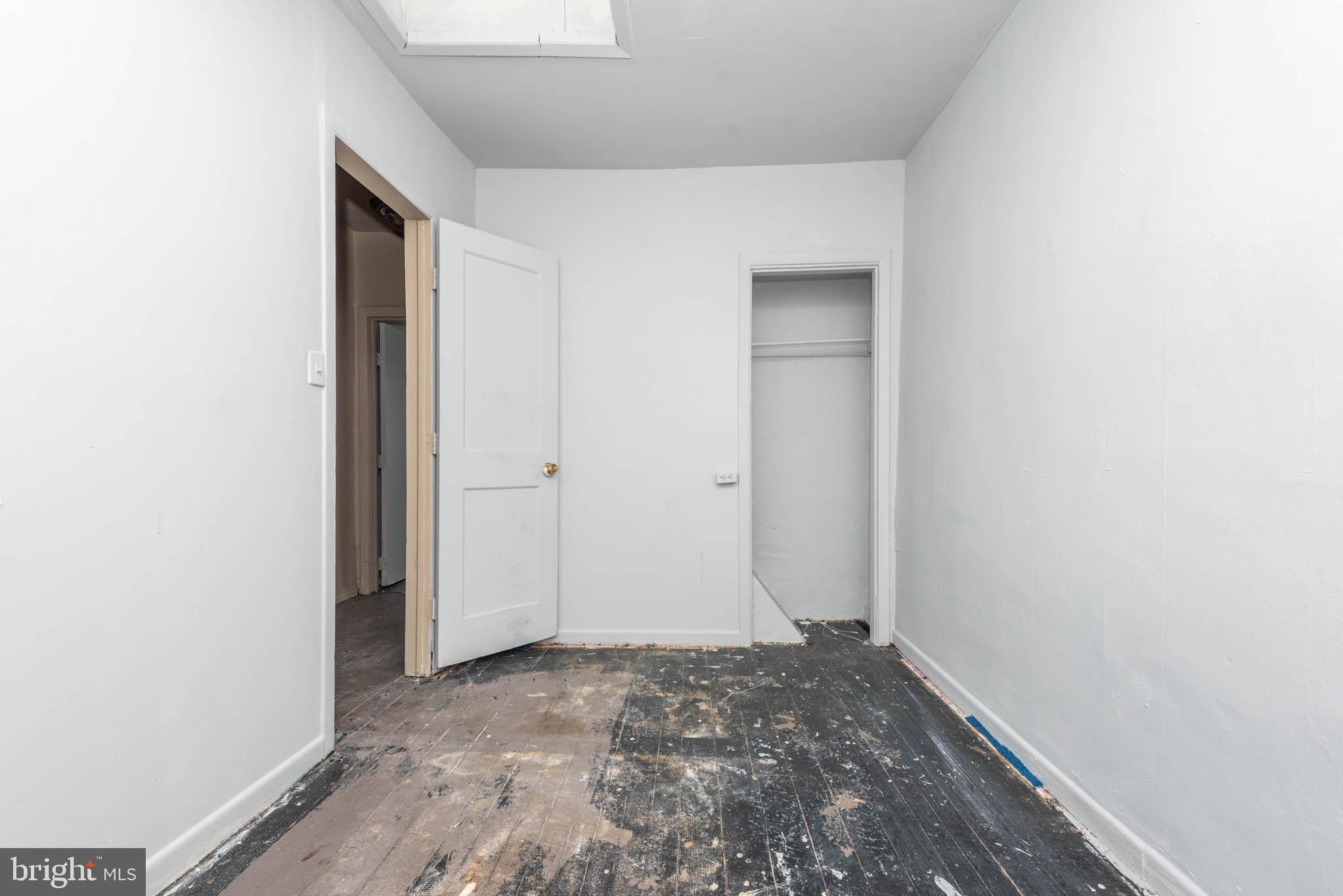 WEST BALTIMORE - Residential