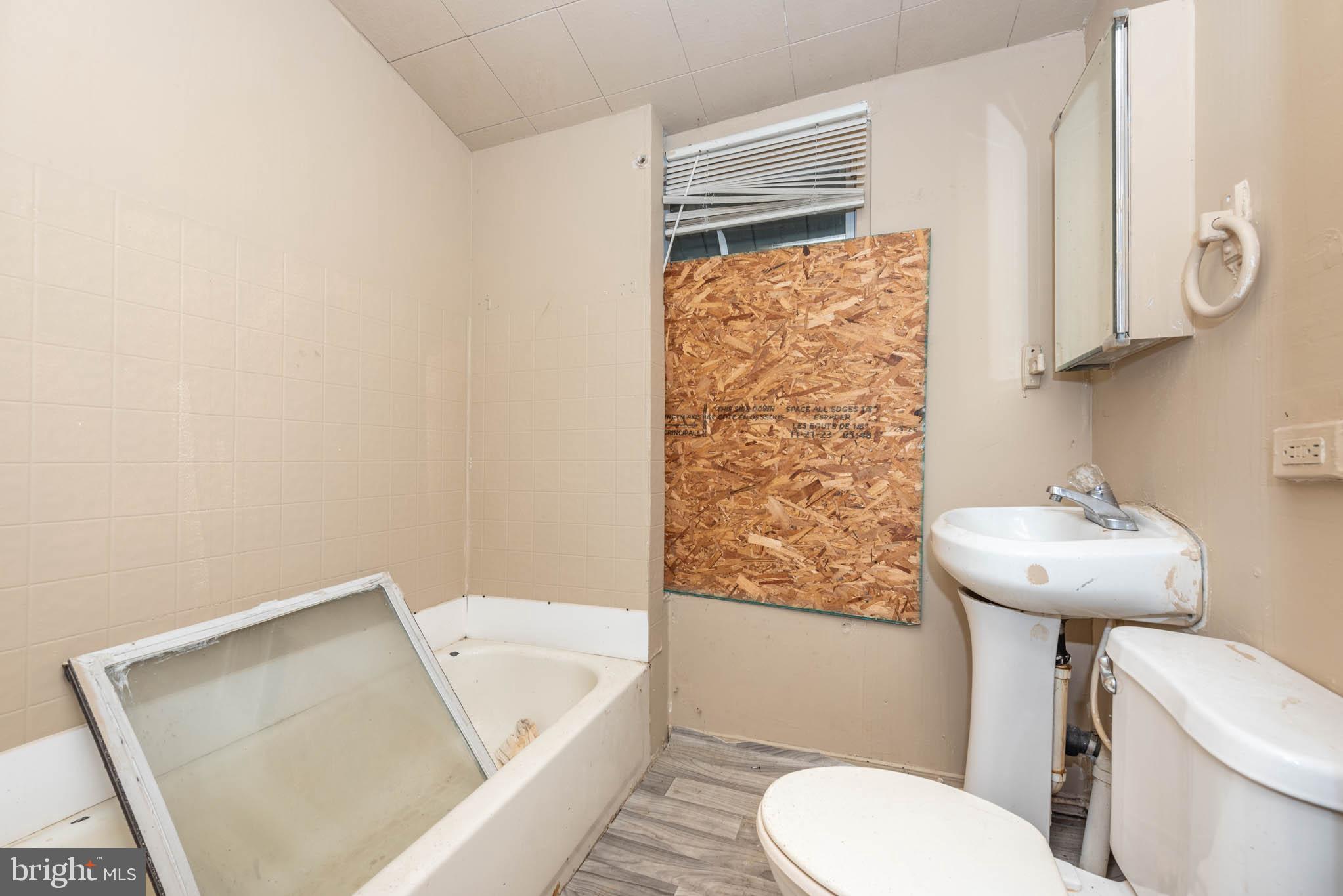 WEST BALTIMORE - Residential