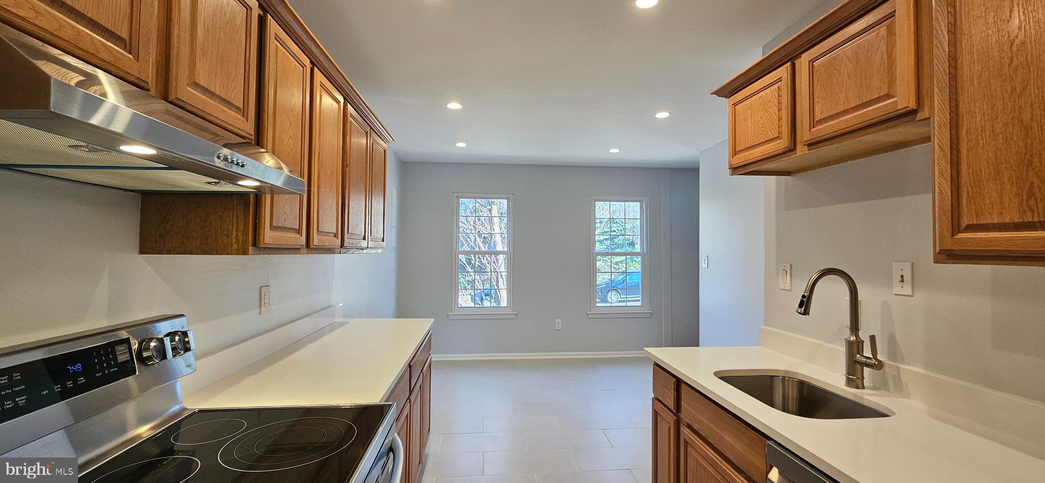 PINEWOOD STATION - Residential