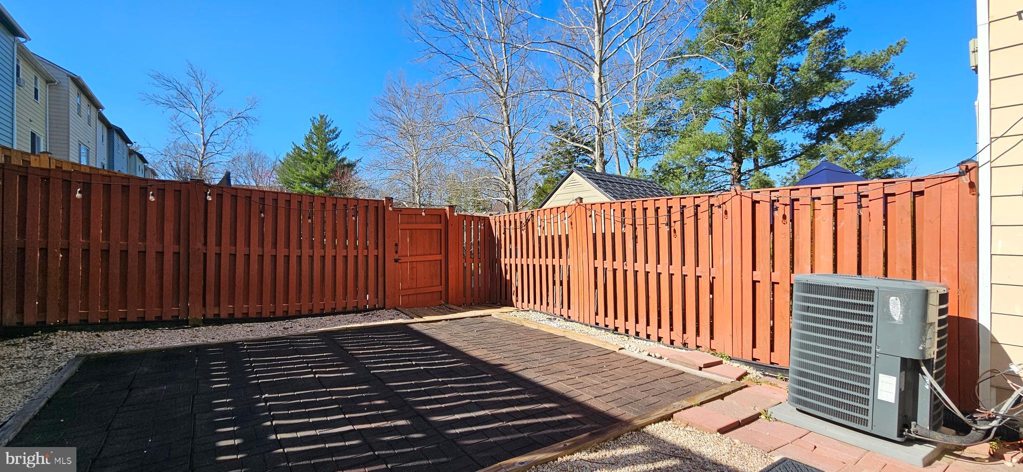 PINEWOOD STATION - Residential