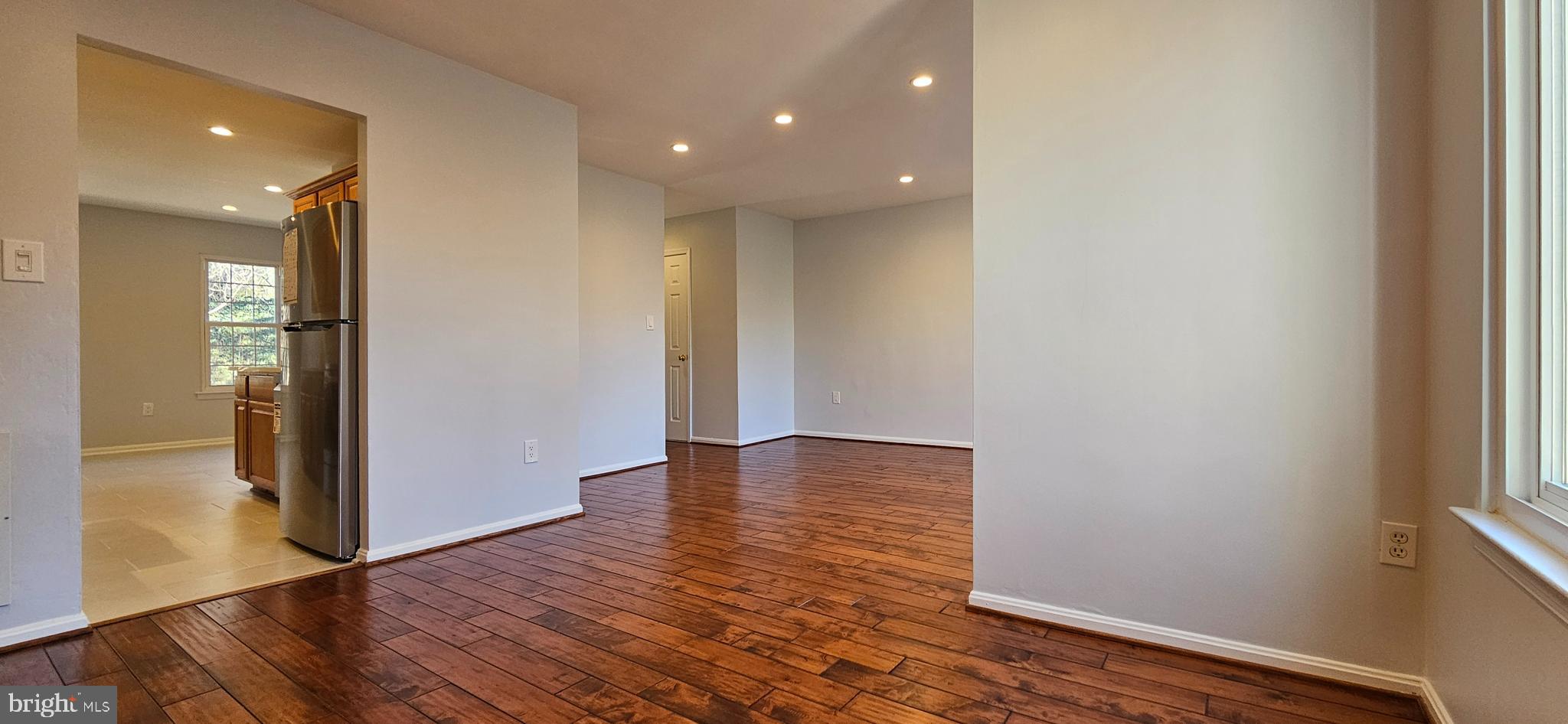 PINEWOOD STATION - Residential