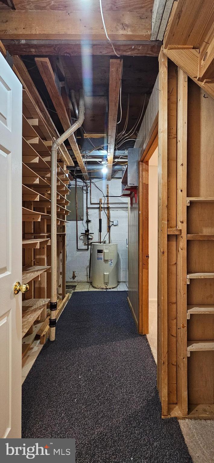 PINEWOOD STATION - Residential