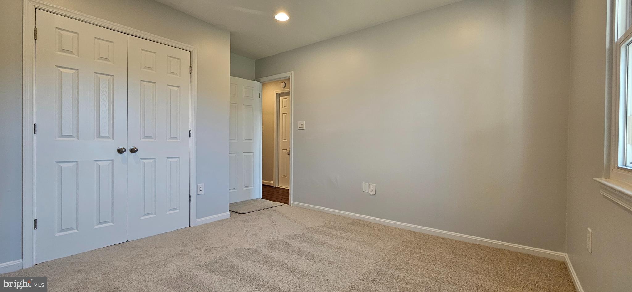 PINEWOOD STATION - Residential