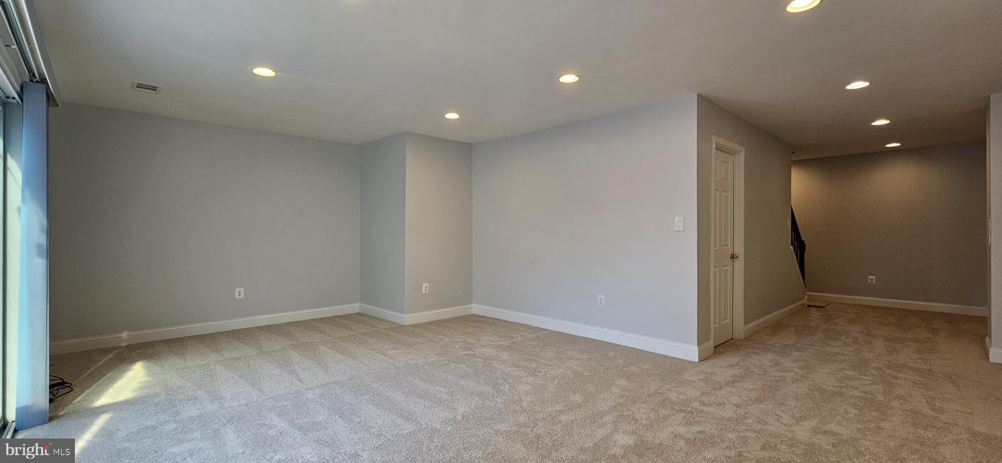 PINEWOOD STATION - Residential