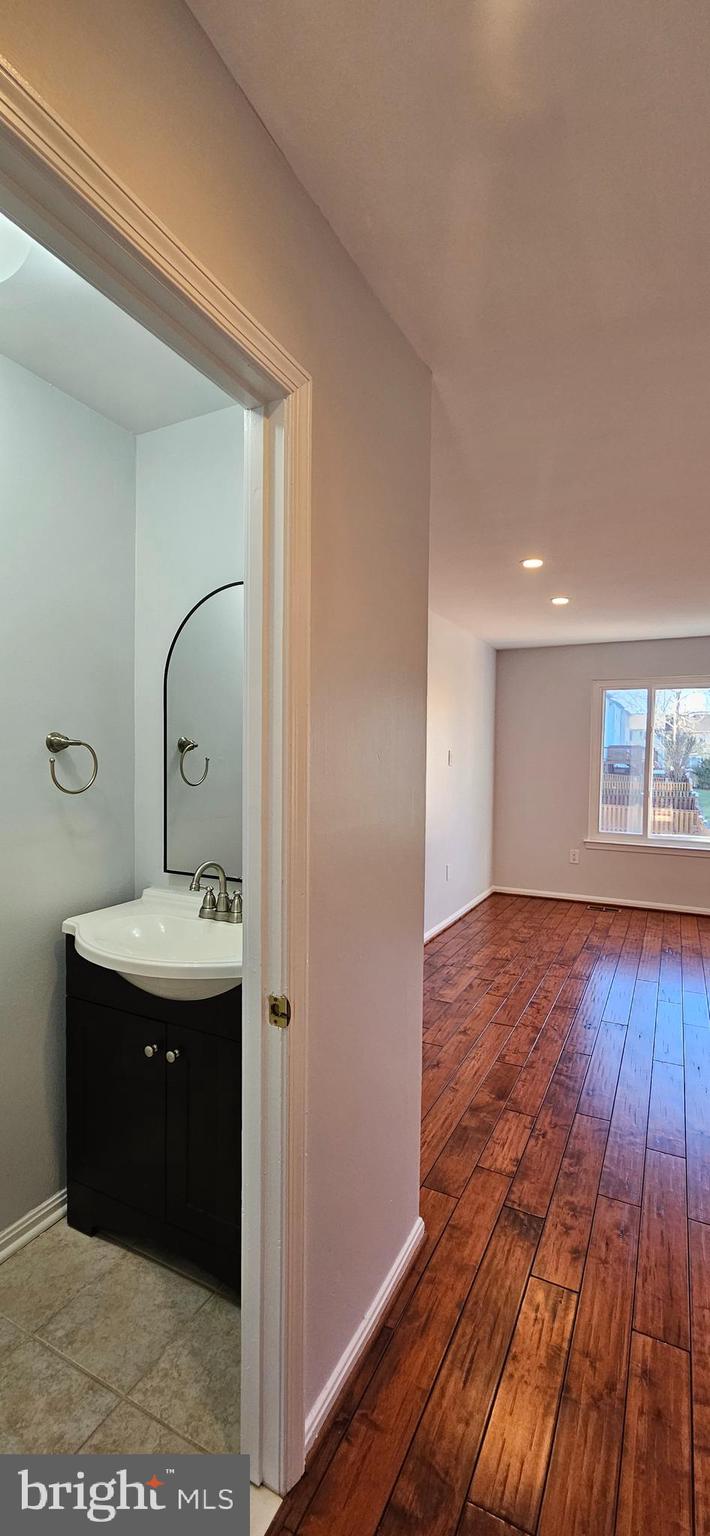 PINEWOOD STATION - Residential