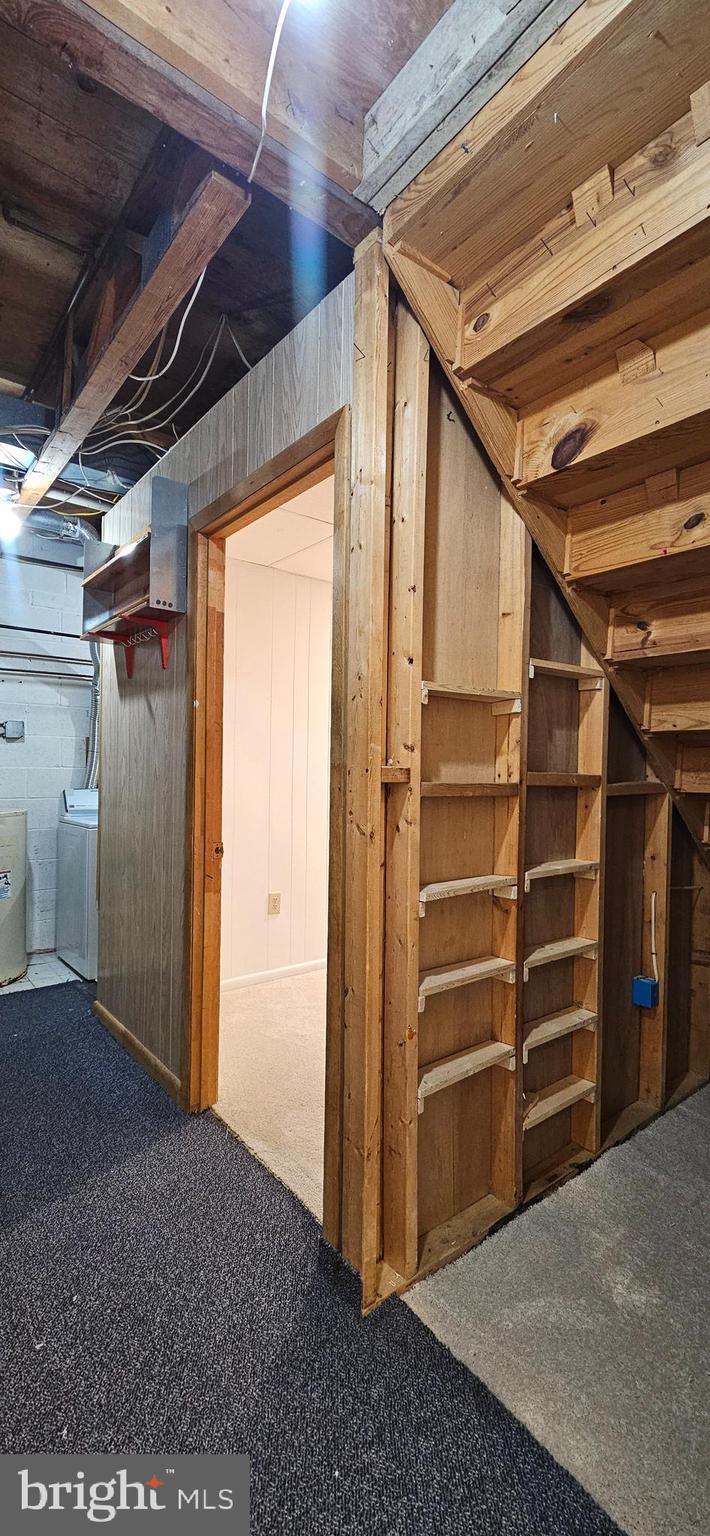 PINEWOOD STATION - Residential