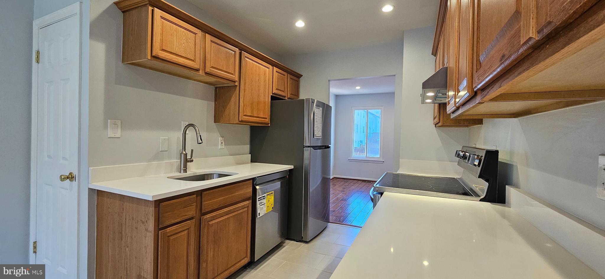 PINEWOOD STATION - Residential