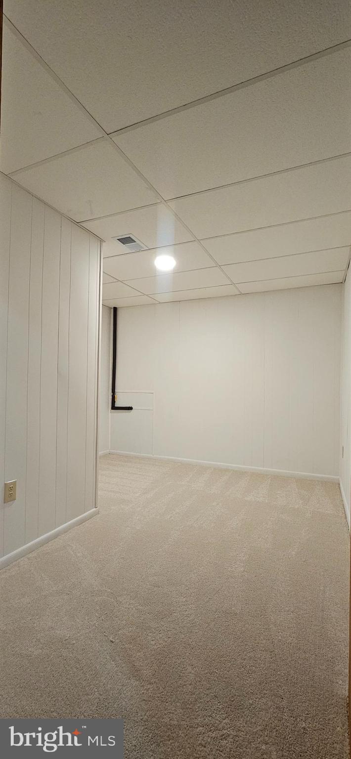 PINEWOOD STATION - Residential