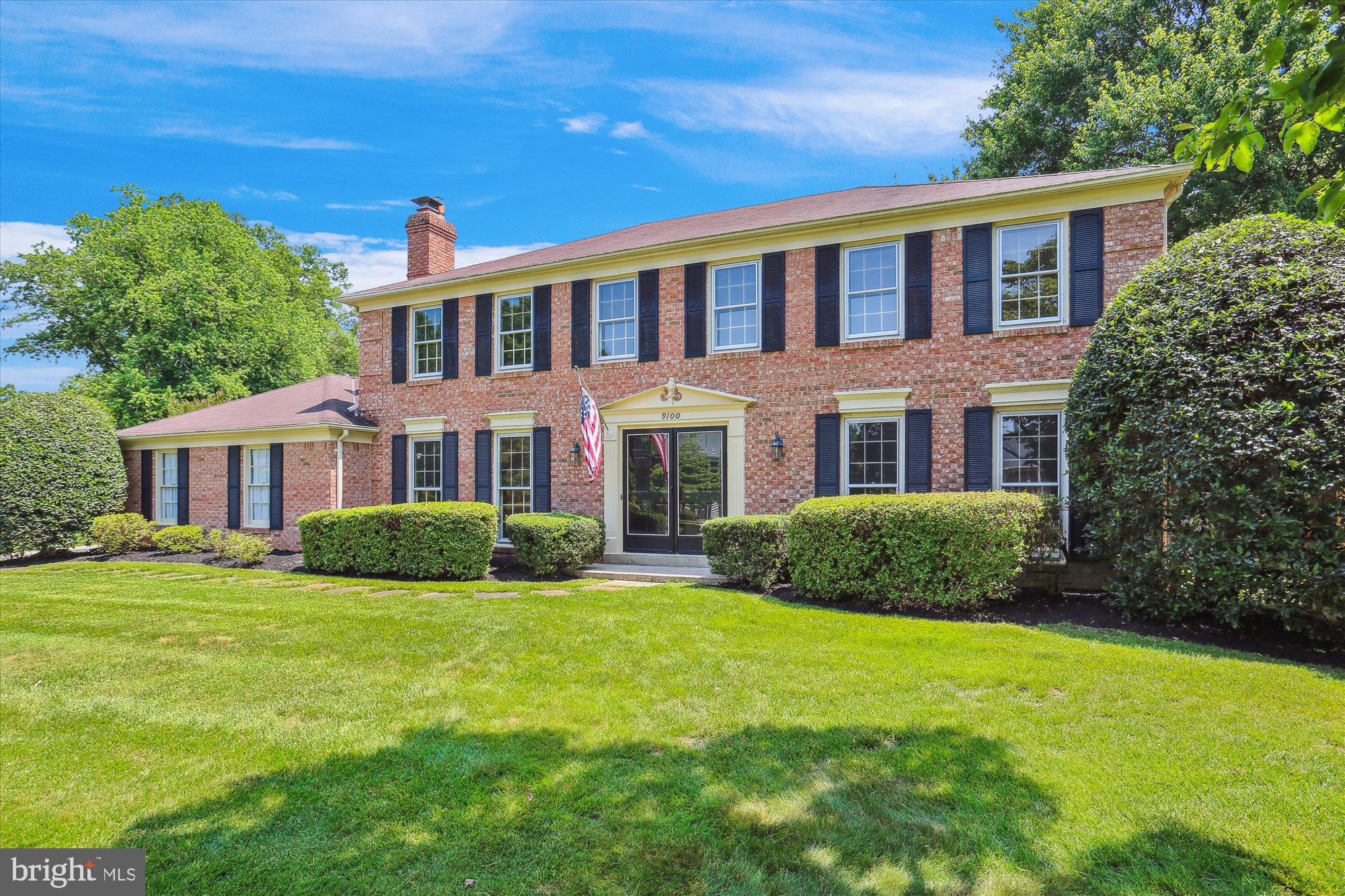 9100 HUNTING HORN LANE