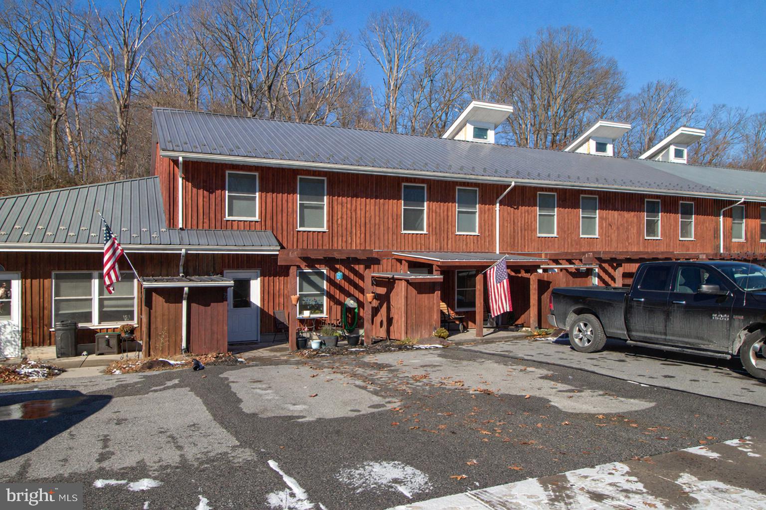 PETERSBURG COMMONS - Residential