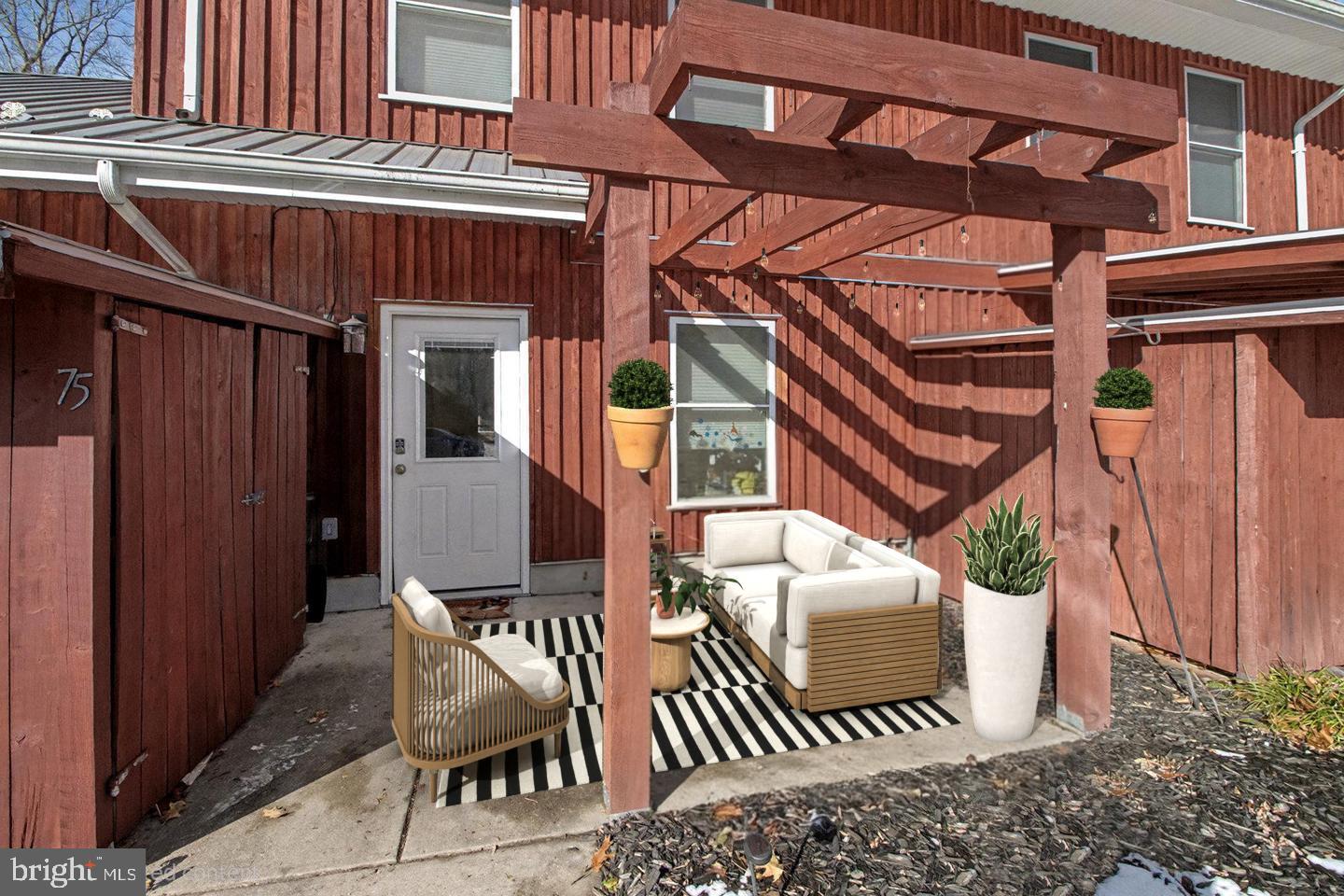 PETERSBURG COMMONS - Residential