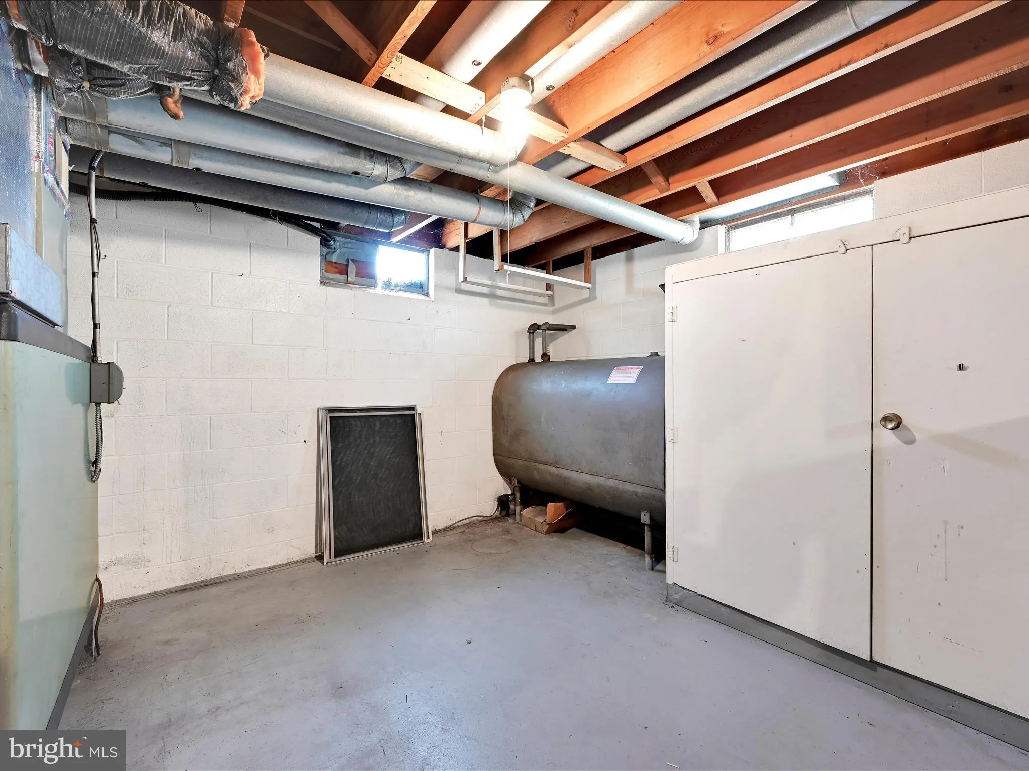 Manheim, Pennsylvania 17545, United States, 2 Bedrooms Bedrooms, ,1 BathroomBathrooms,Residential,Pending,181257