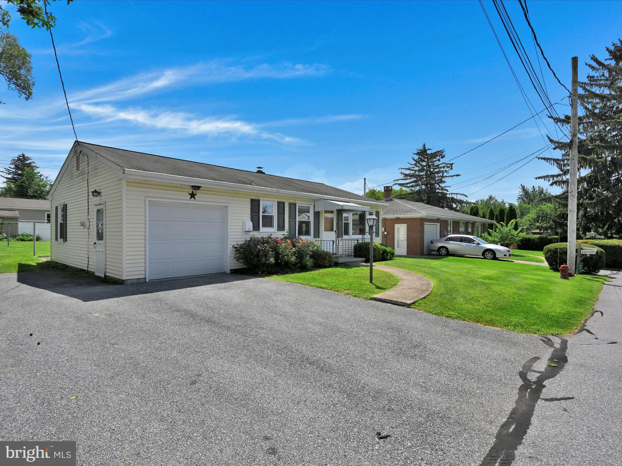 Manheim, Pennsylvania 17545, United States, 2 Bedrooms Bedrooms, ,1 BathroomBathrooms,Residential,Pending,181257