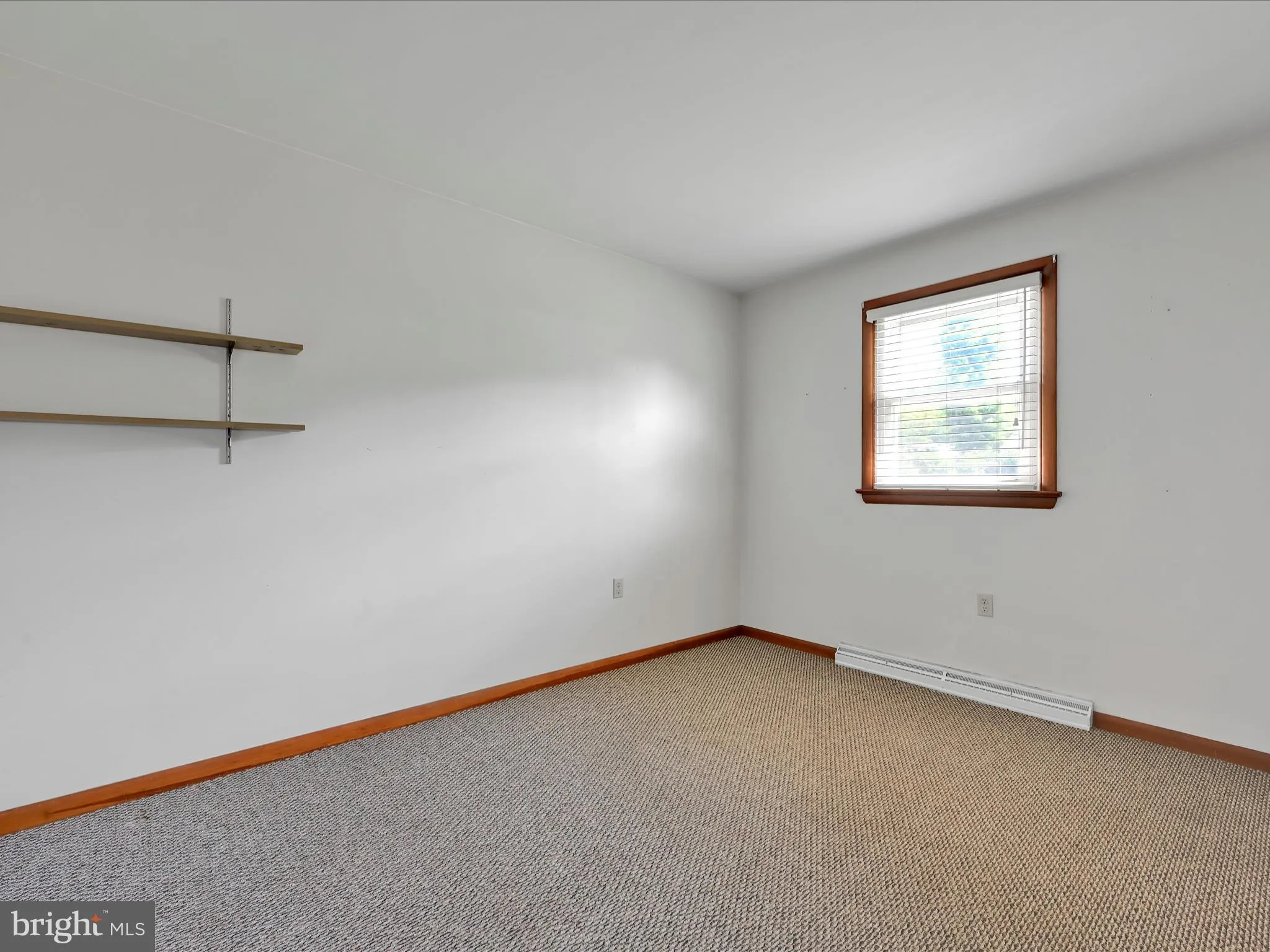 Manheim, Pennsylvania 17545, United States, 2 Bedrooms Bedrooms, ,1 BathroomBathrooms,Residential,Pending,181257