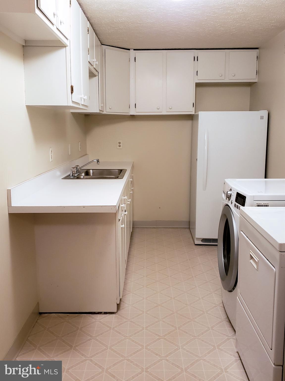 SPOTSWOOD NORTH - Residential