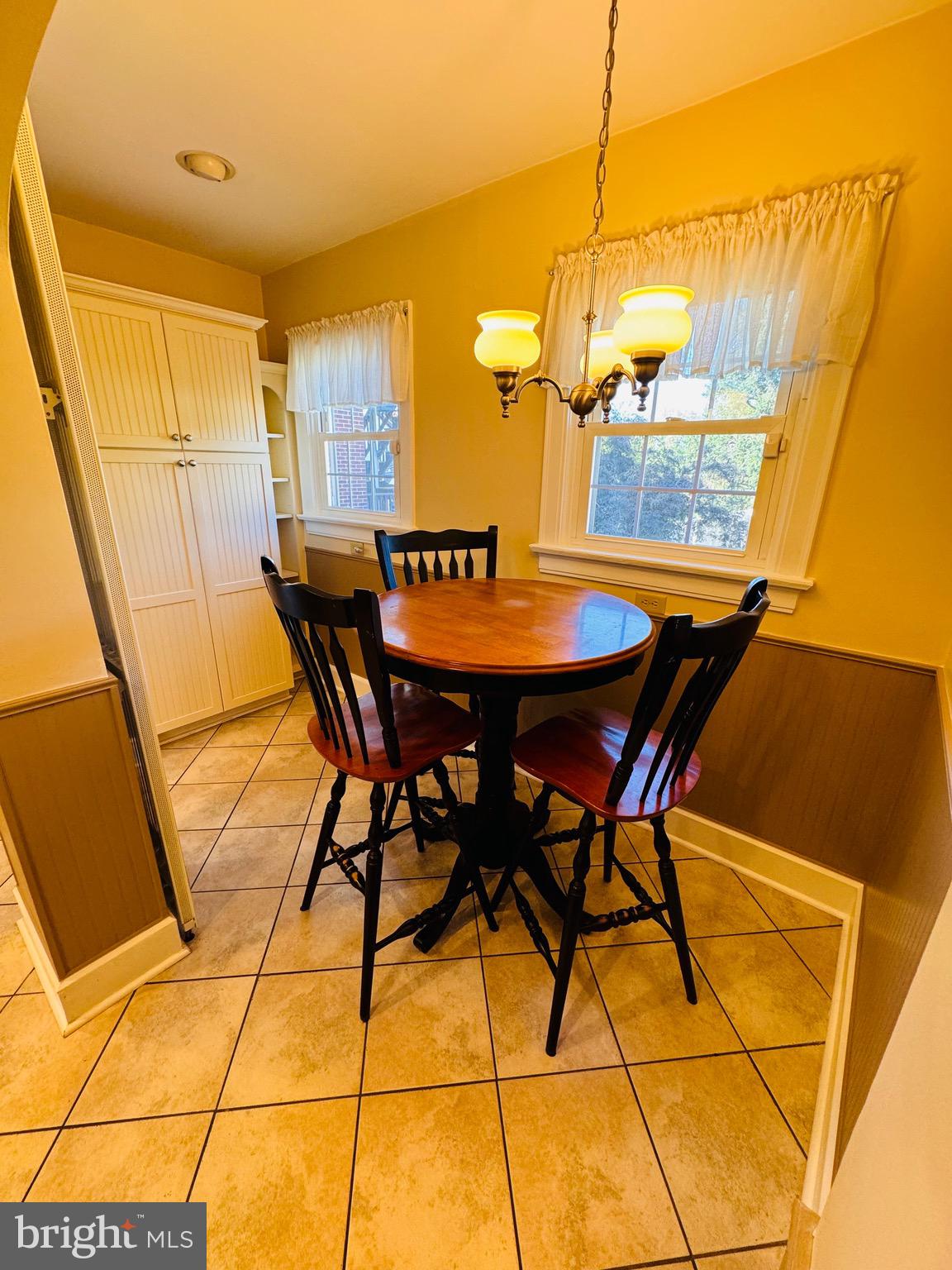 HALFWAY AREA - Residential Lease