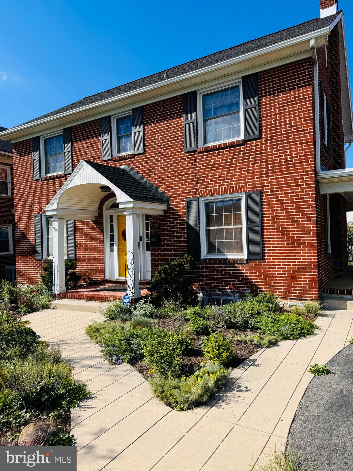 HALFWAY AREA - Residential Lease