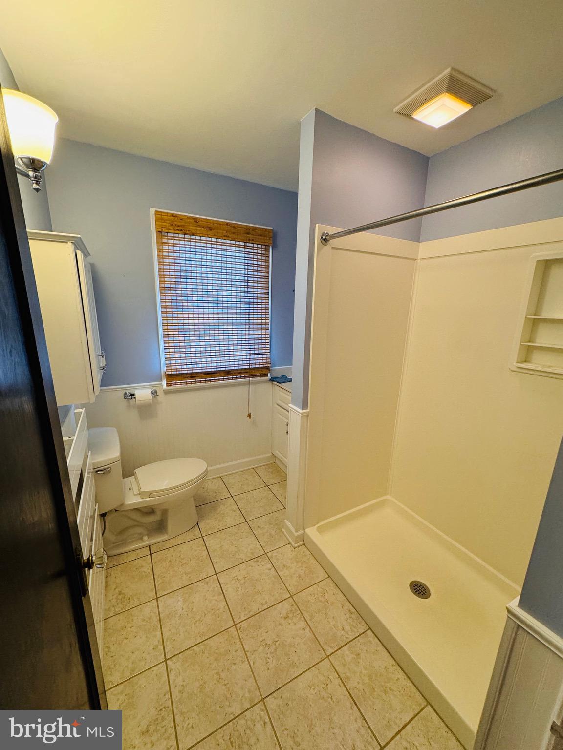 HALFWAY AREA - Residential Lease