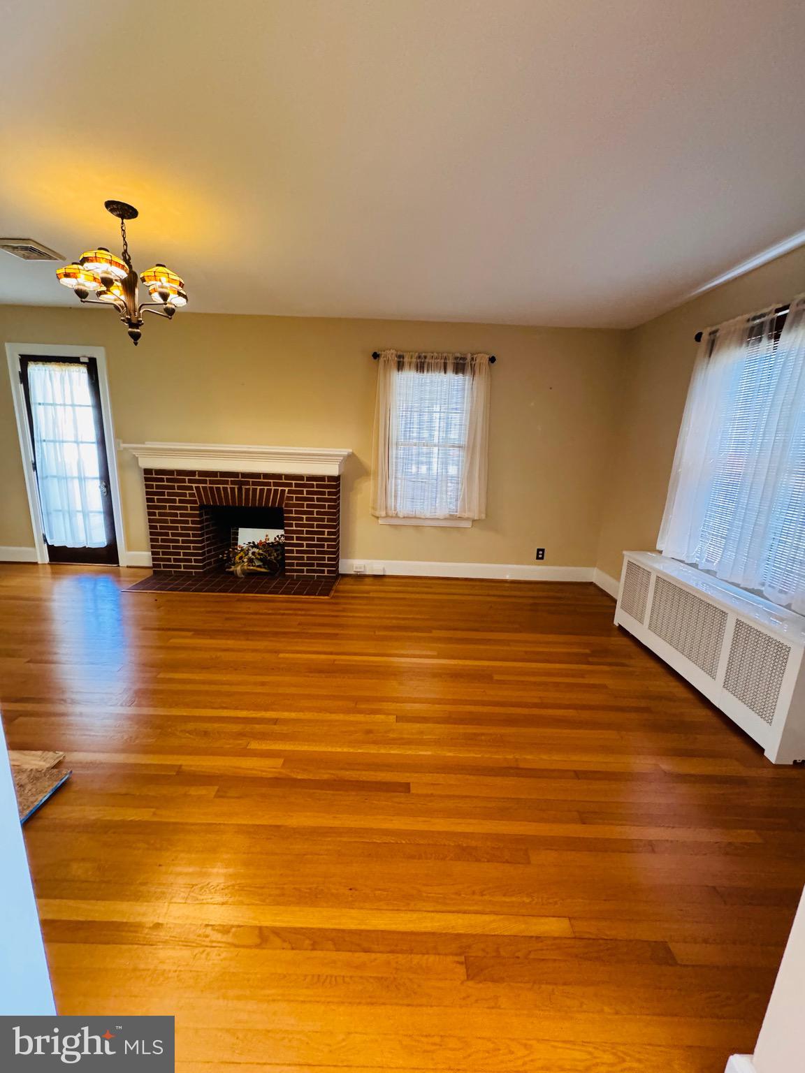 HALFWAY AREA - Residential Lease