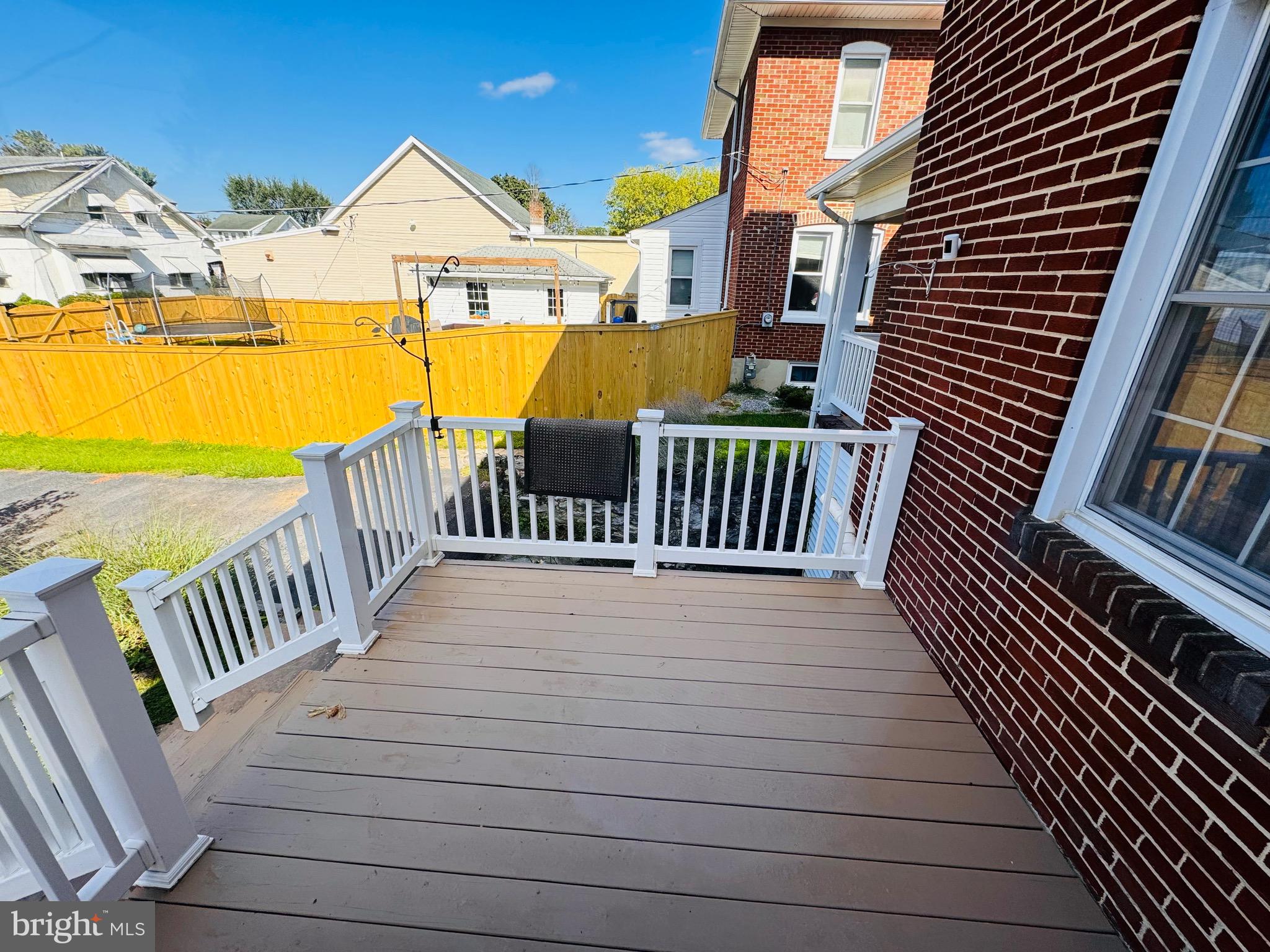 HALFWAY AREA - Residential Lease