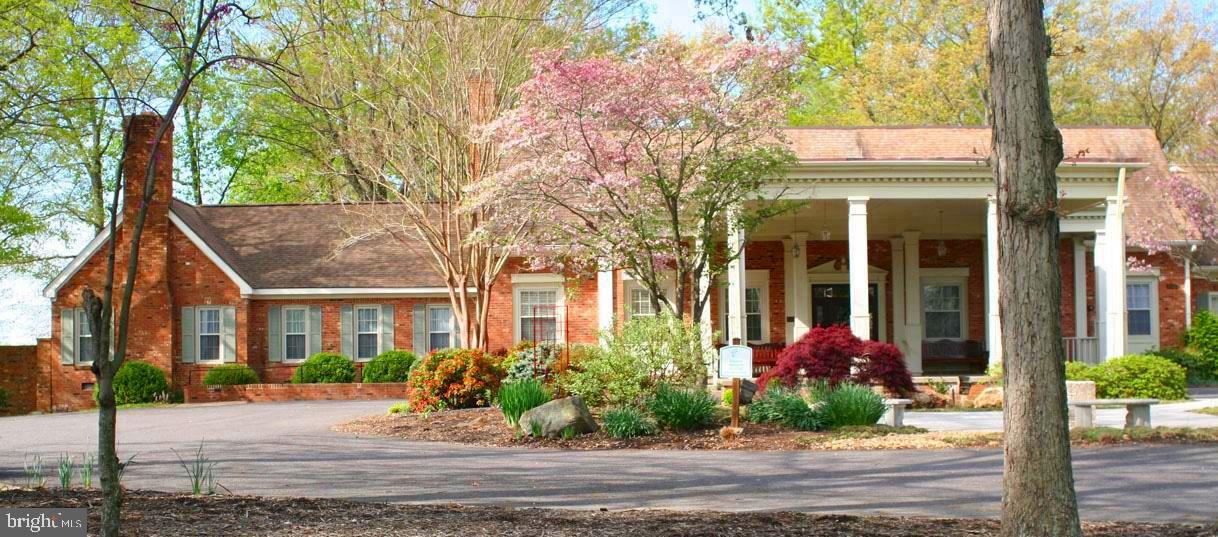 LAKE OF THE WOODS - Residential