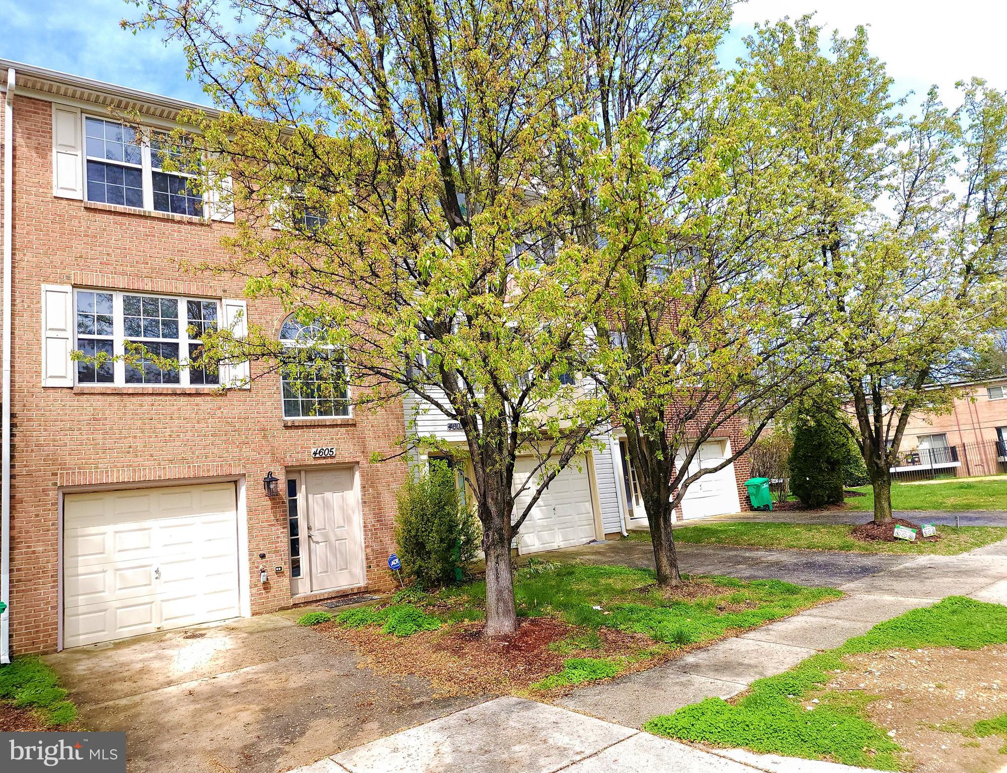 FOSTERS OVERLOOK PLAT 1> - Residential Lease