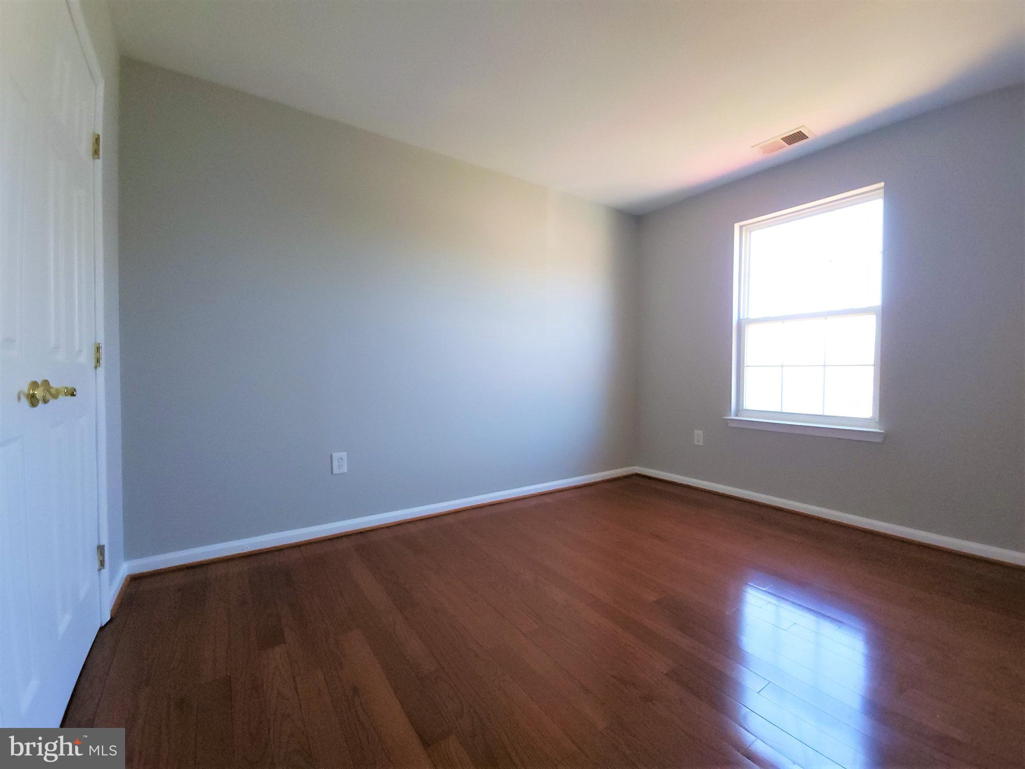 FOSTERS OVERLOOK PLAT 1> - Residential Lease