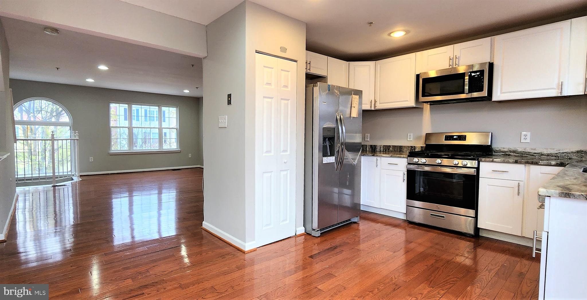 FOSTERS OVERLOOK PLAT 1> - Residential Lease