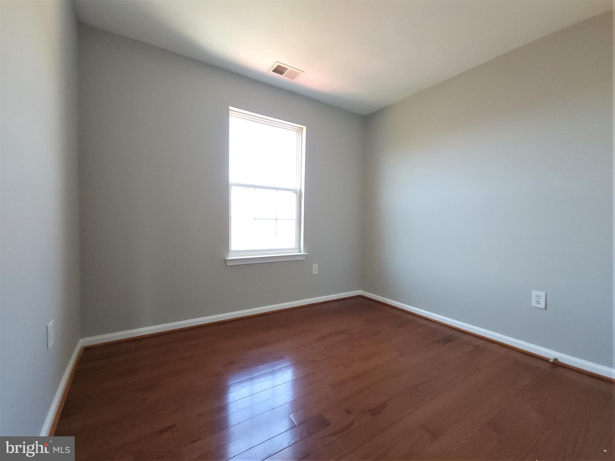 FOSTERS OVERLOOK PLAT 1> - Residential Lease