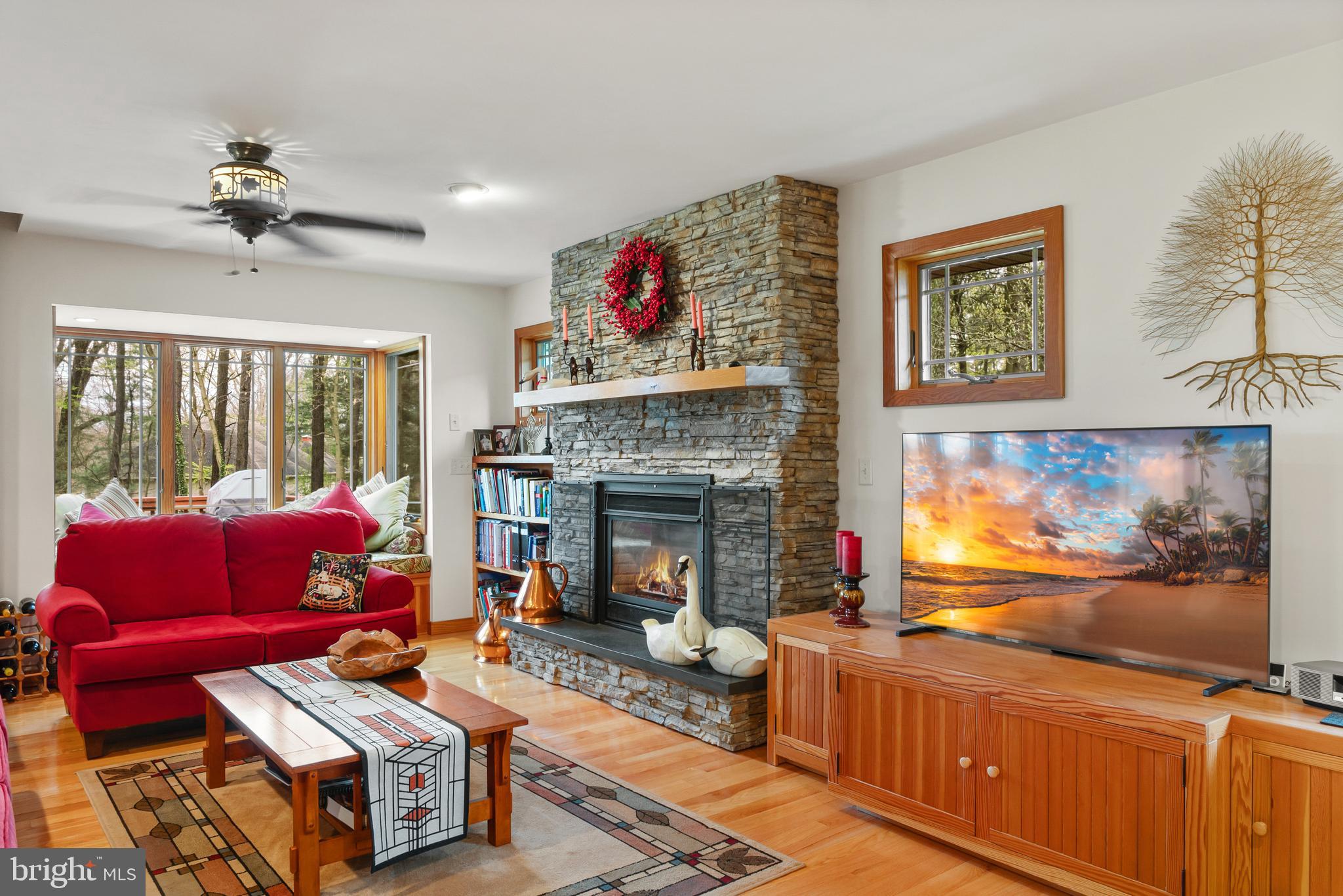 KENTMORE PARK - Residential