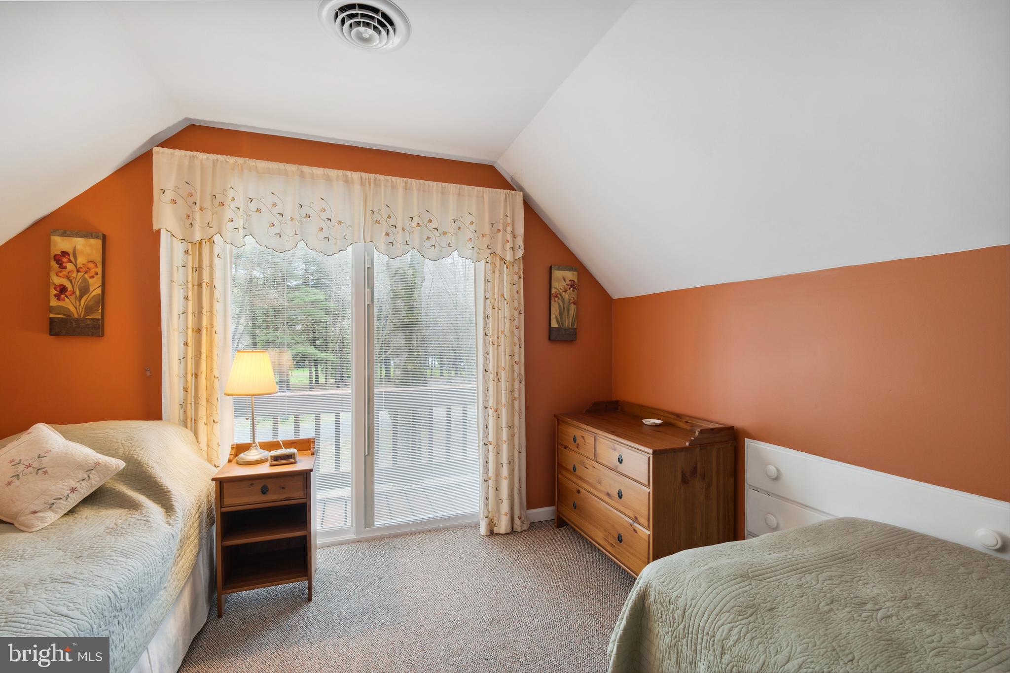 KENTMORE PARK - Residential