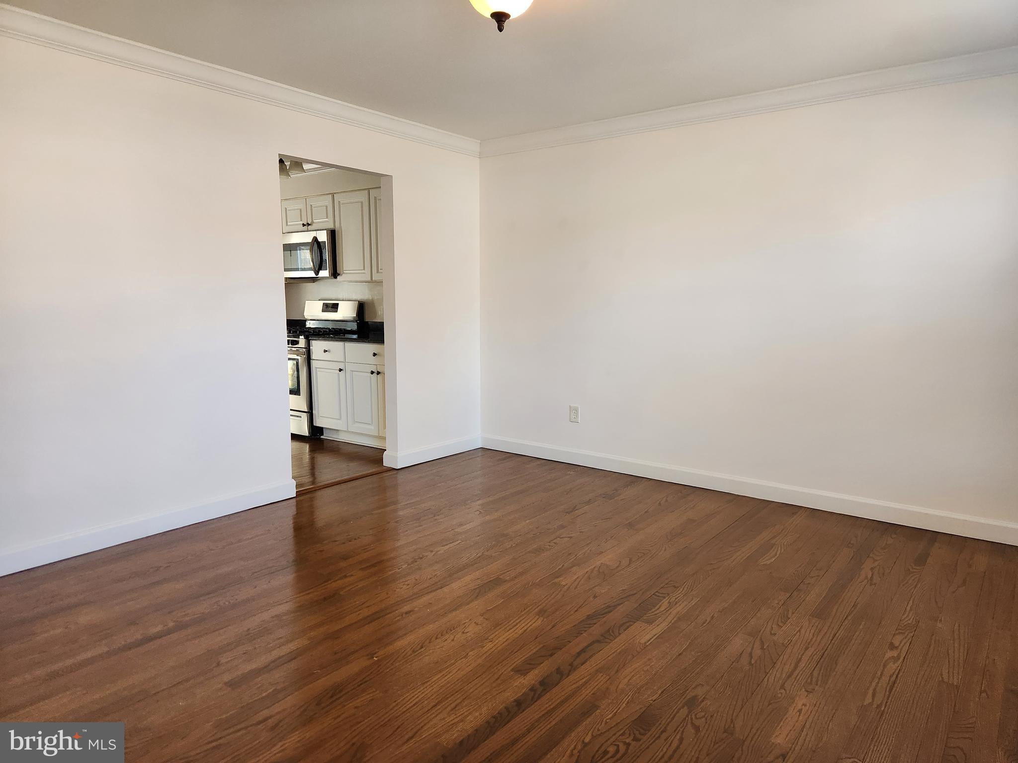 4 ORIOLE DRIVE