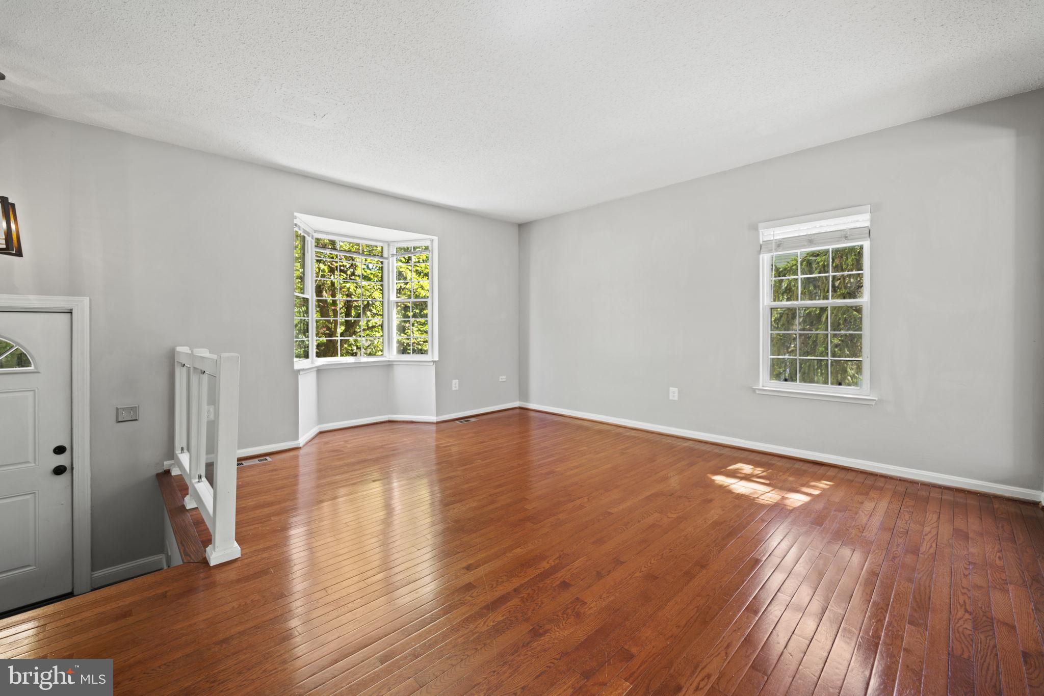 2362 HUNTERS SQUARE COURT