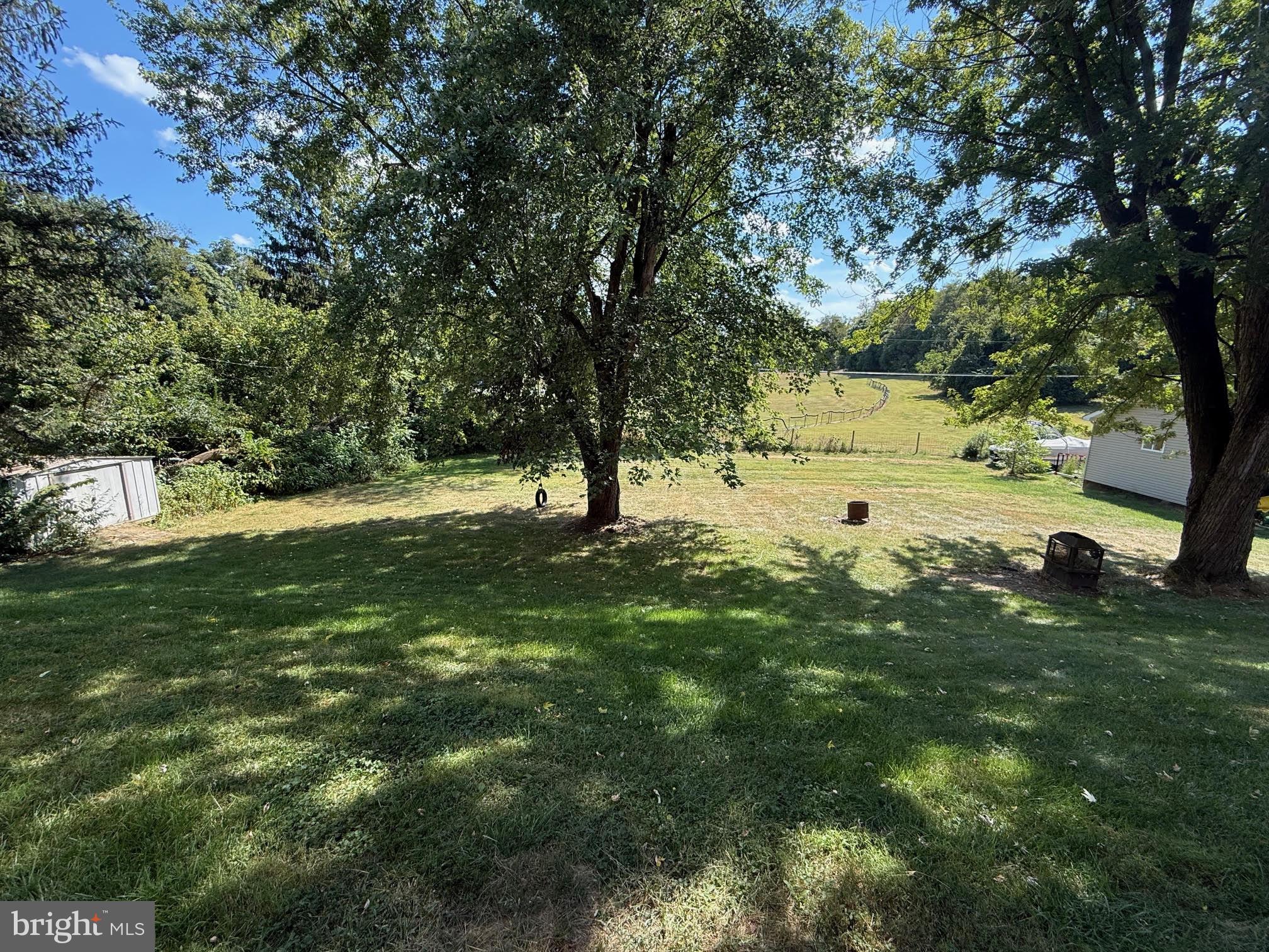 HEDGESVILLE - Residential