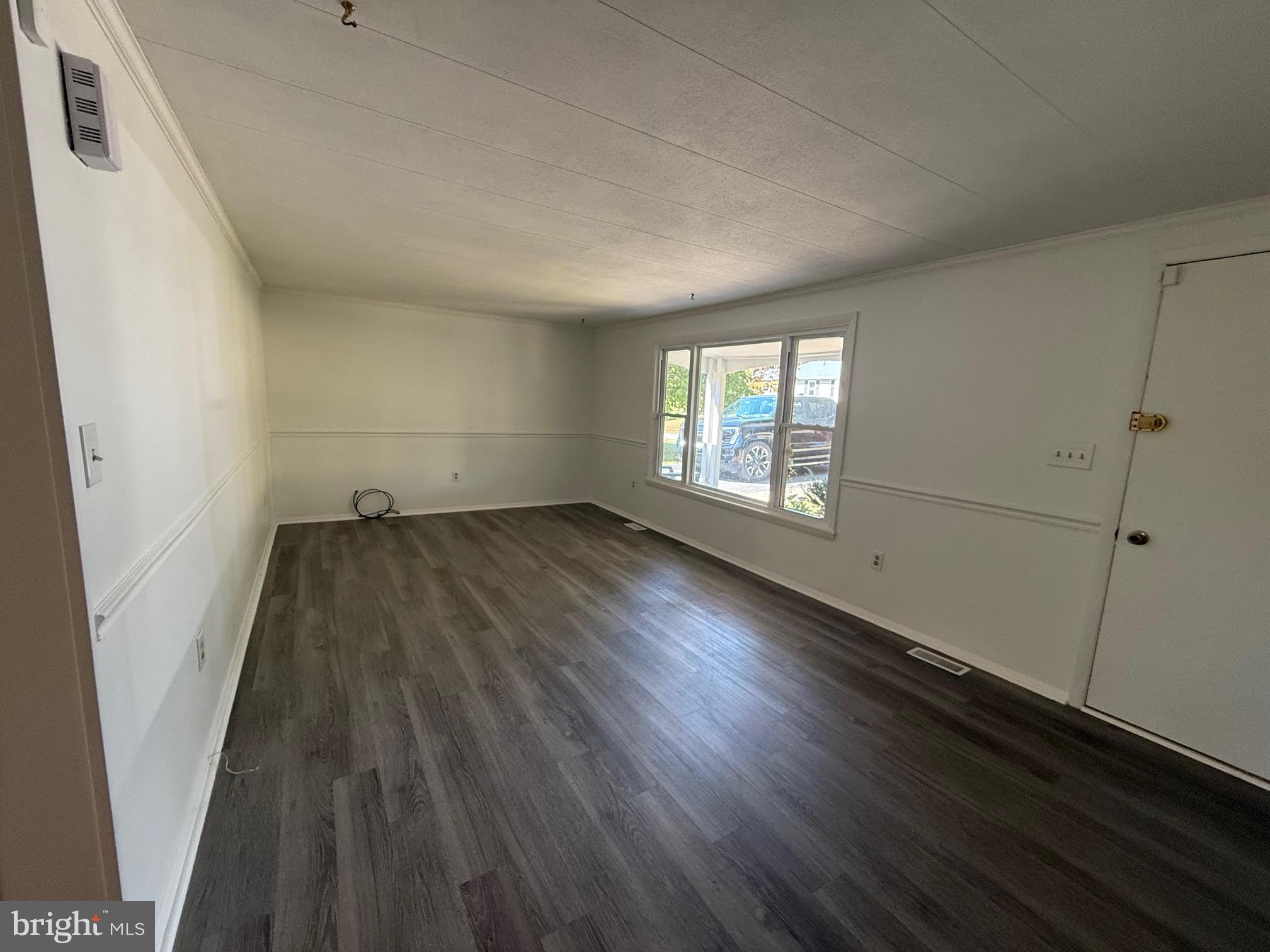 HEDGESVILLE - Residential