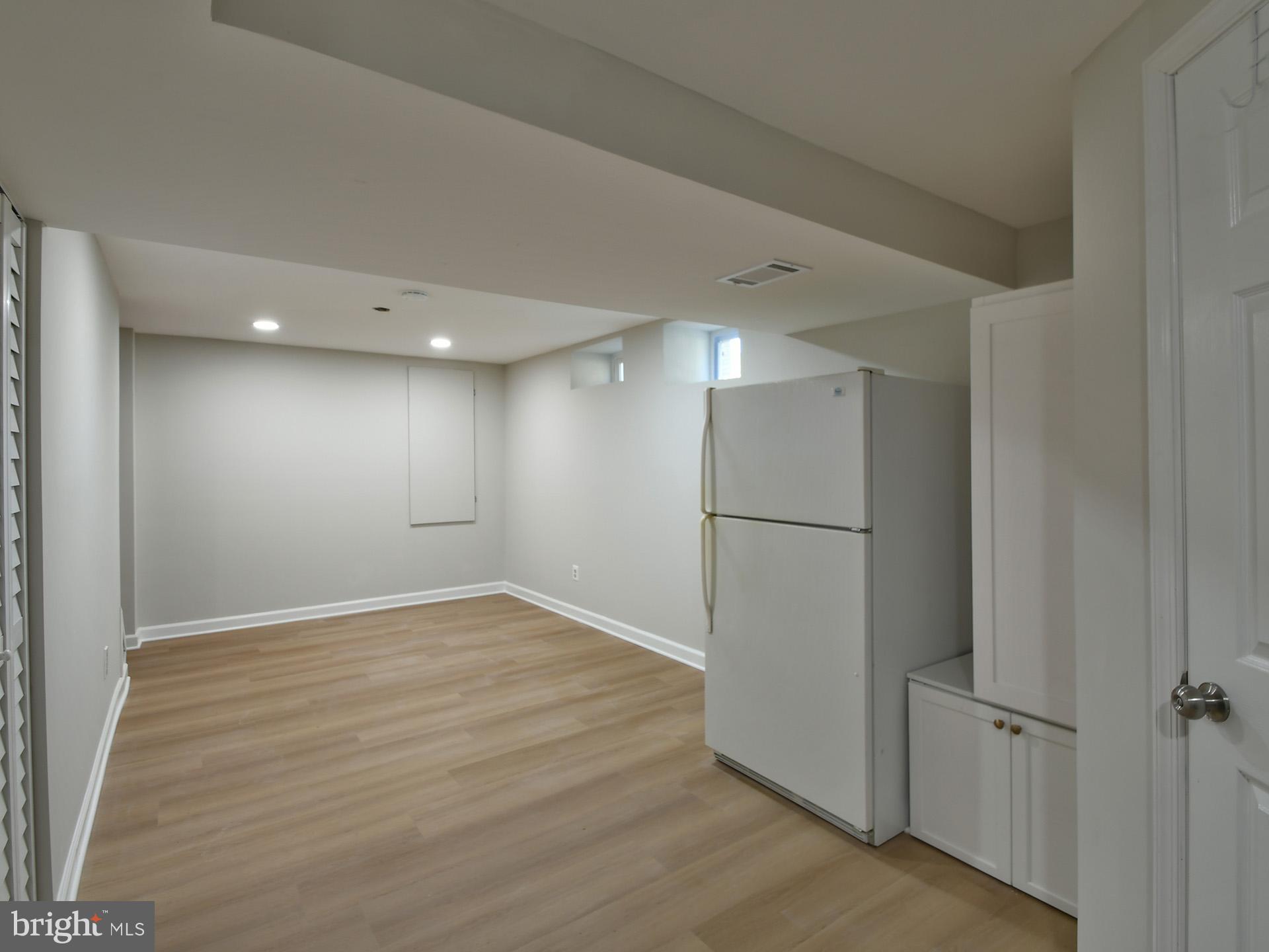 ELLICOTT MILLS - Residential Lease