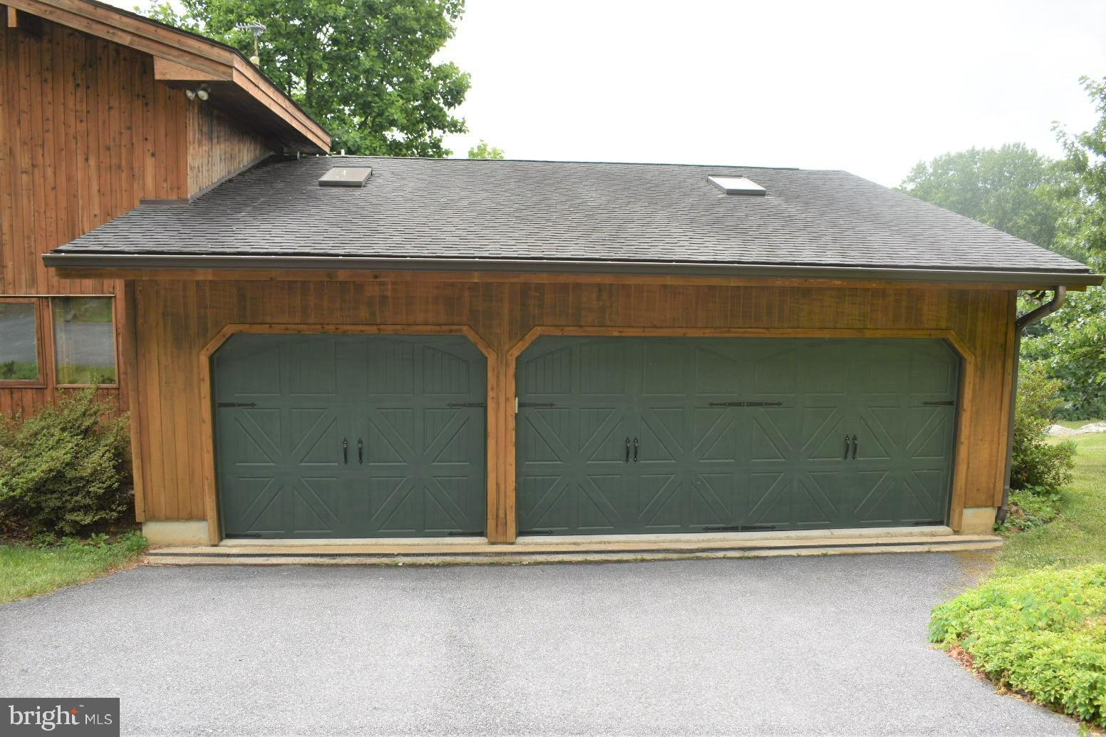 MIDDLETOWN - Residential