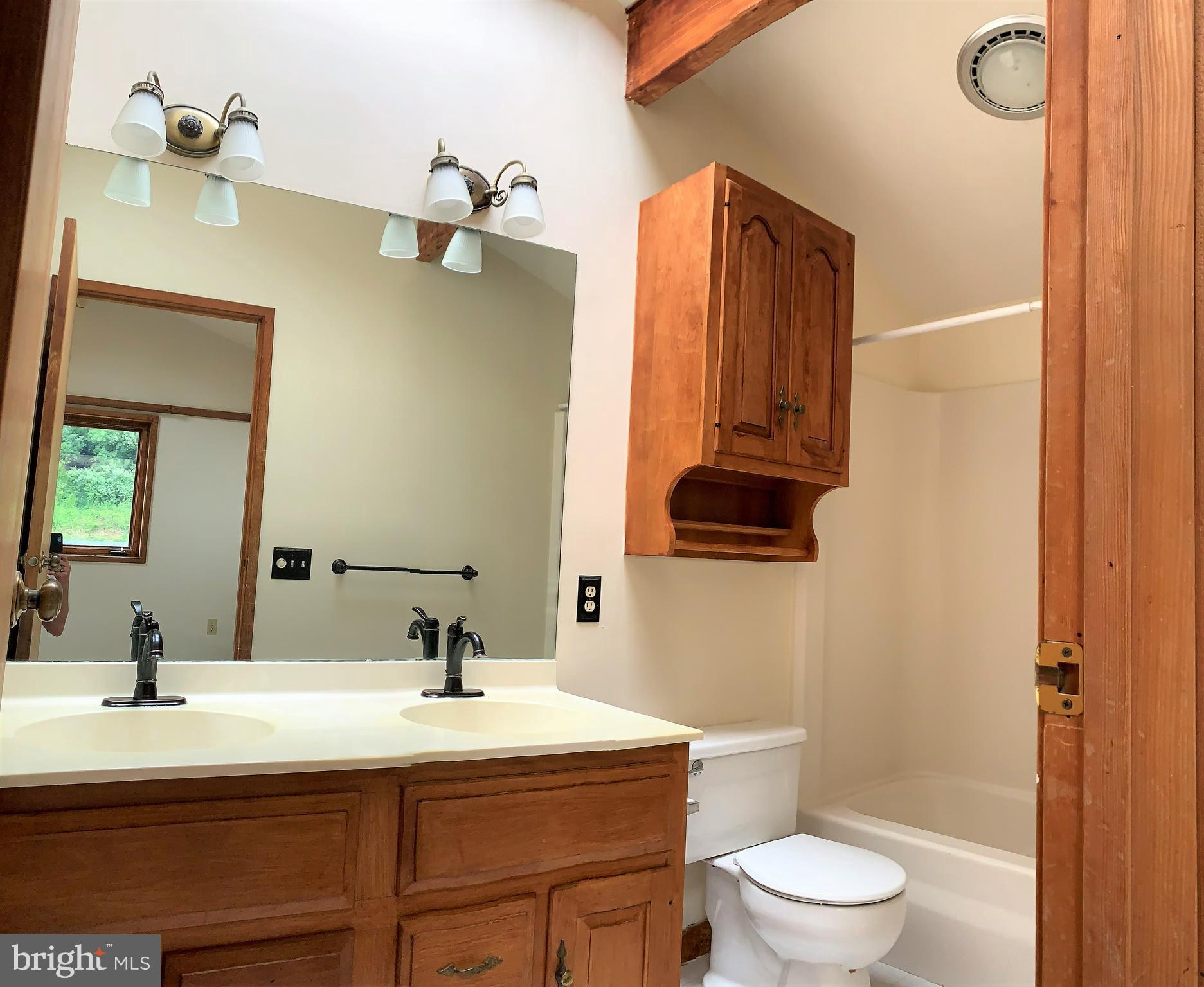 MIDDLETOWN - Residential