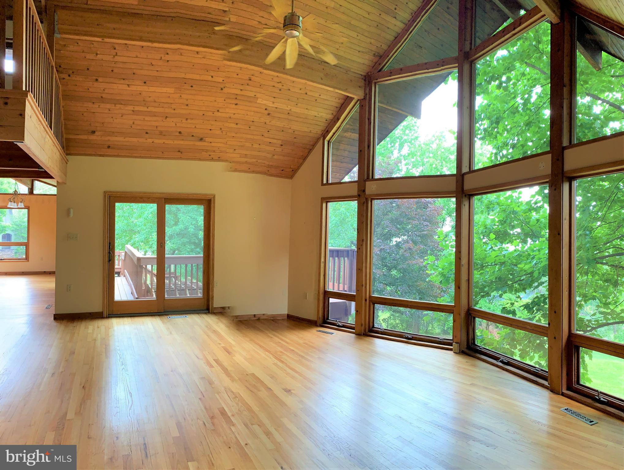 MIDDLETOWN - Residential