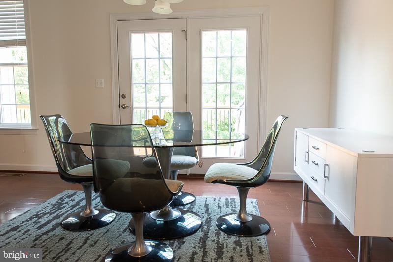 PMW FARMS - Residential