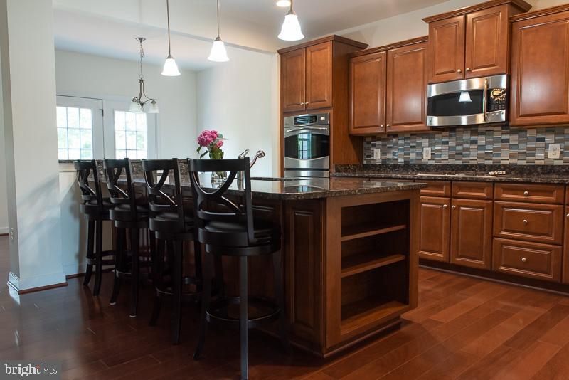 PMW FARMS - Residential